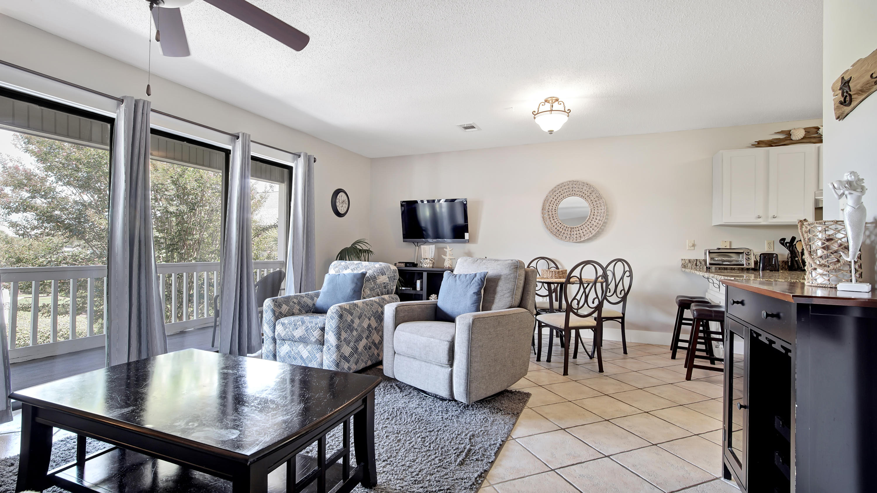 BEACHWOOD VILLAS CONDO - Residential