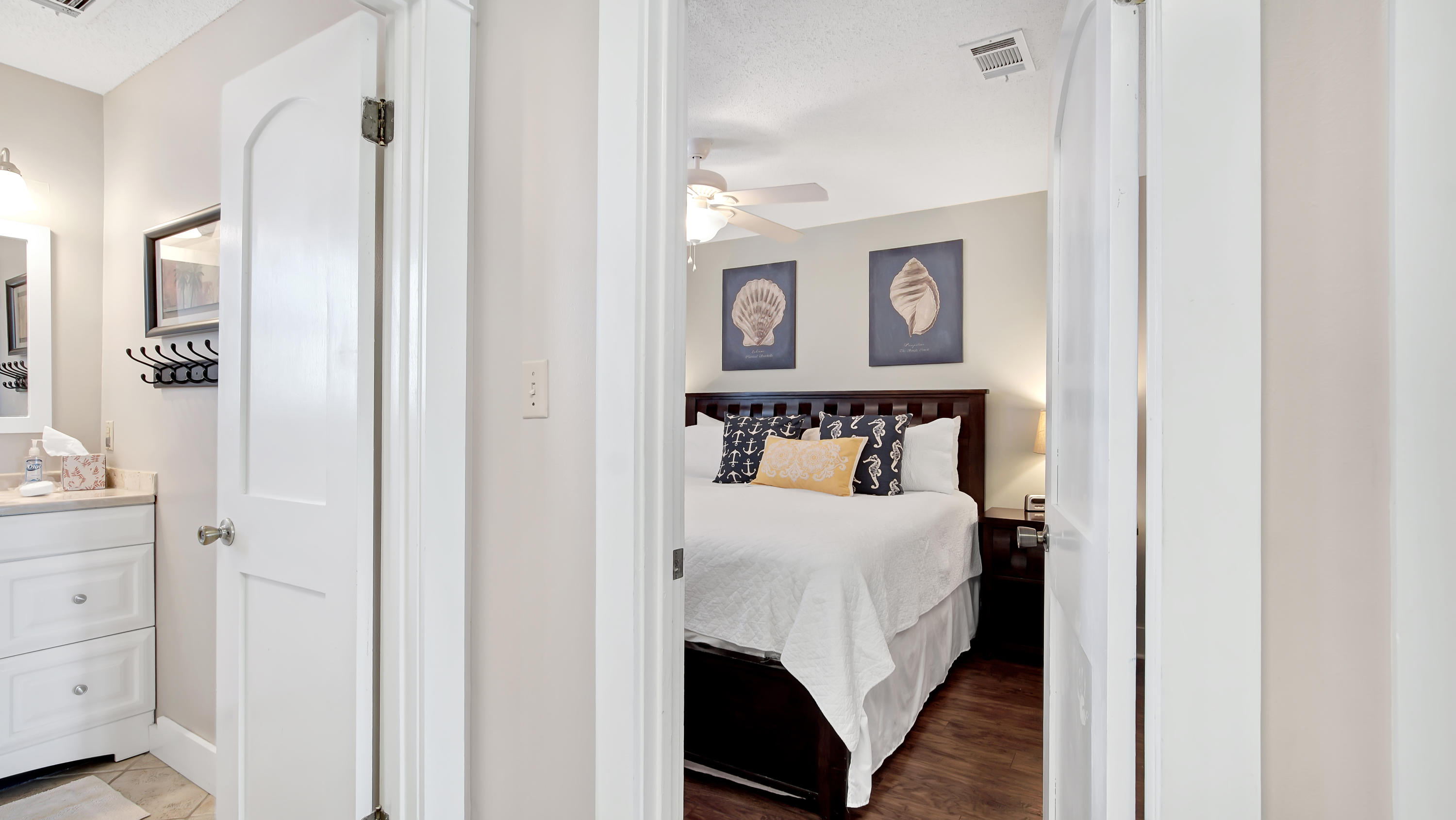 BEACHWOOD VILLAS CONDO - Residential