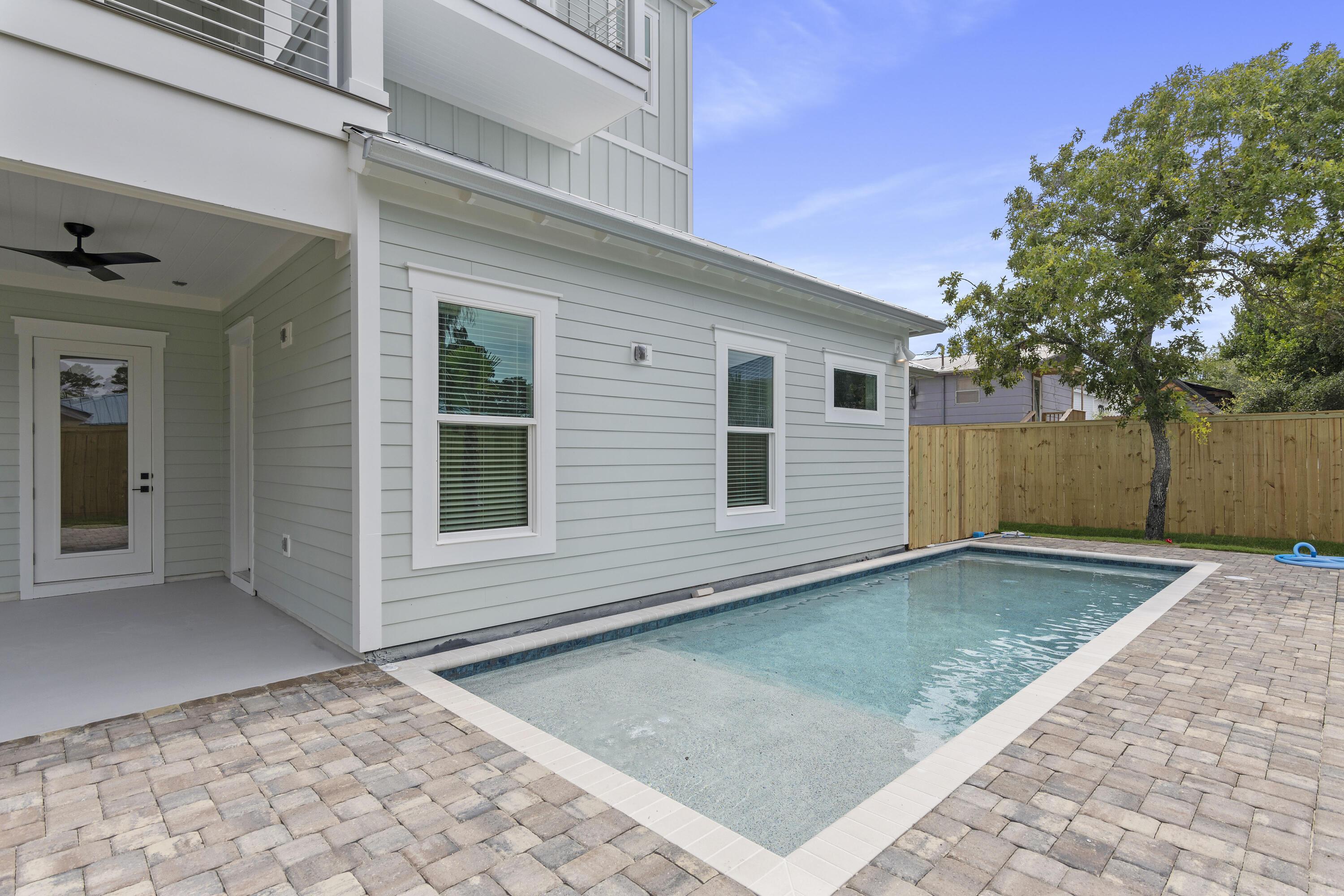GULFVIEW HEIGHTS 1ST ADDN - Residential