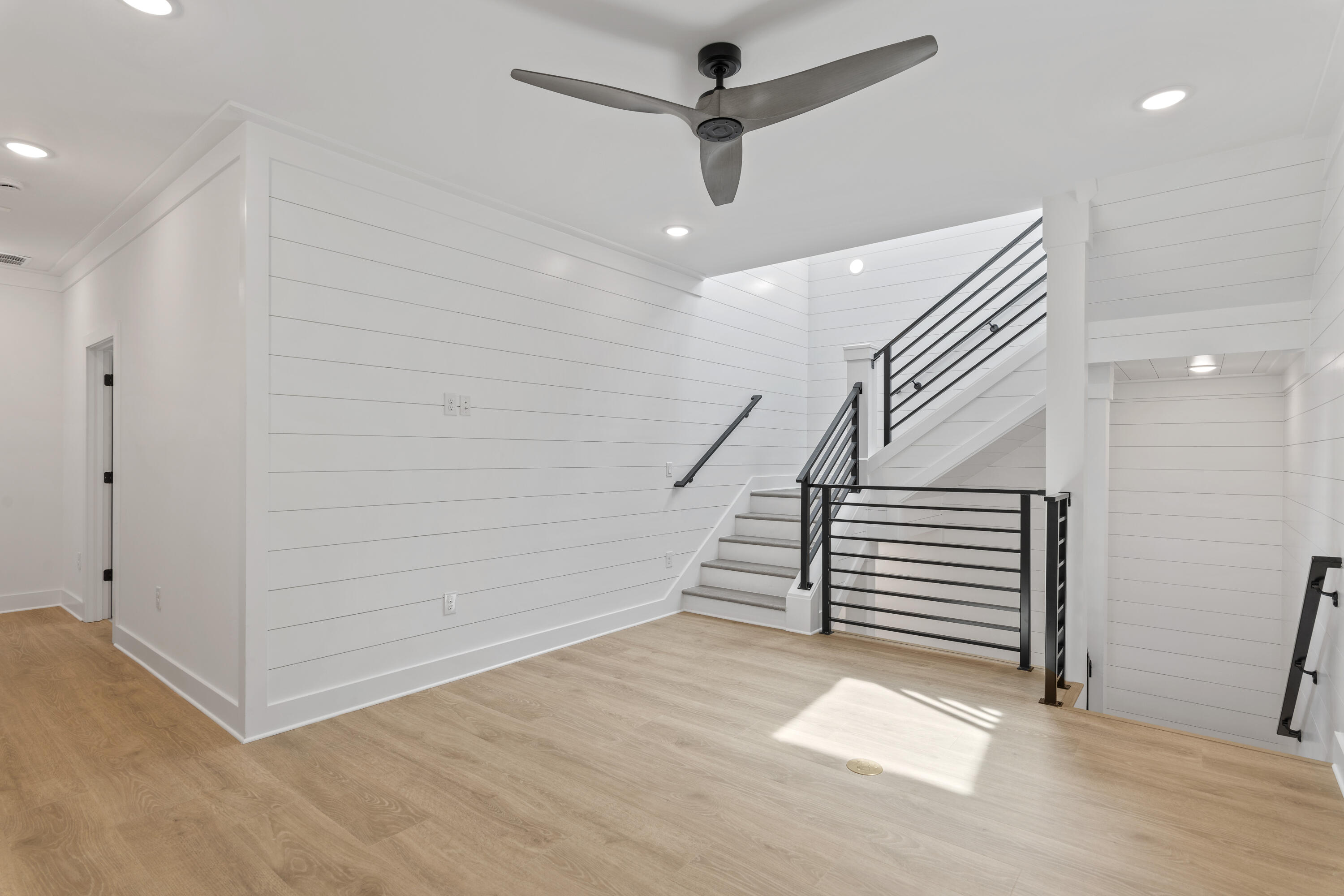 GULFVIEW HEIGHTS 1ST ADDN - Residential