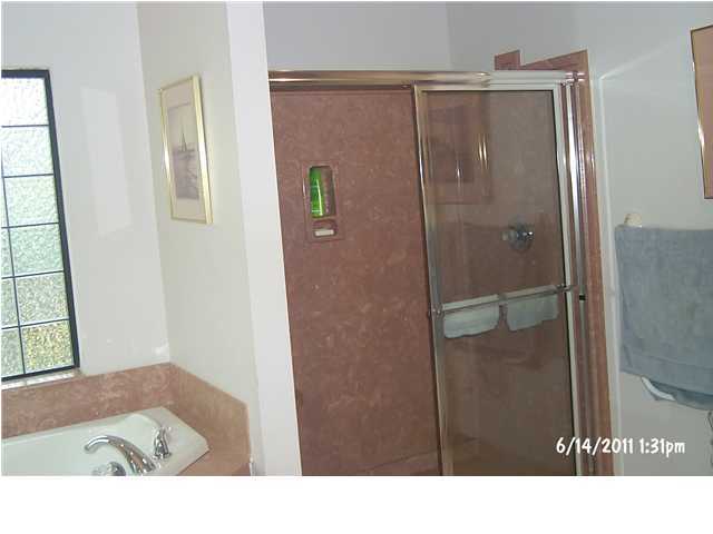 HOLLAND PLACE - Residential