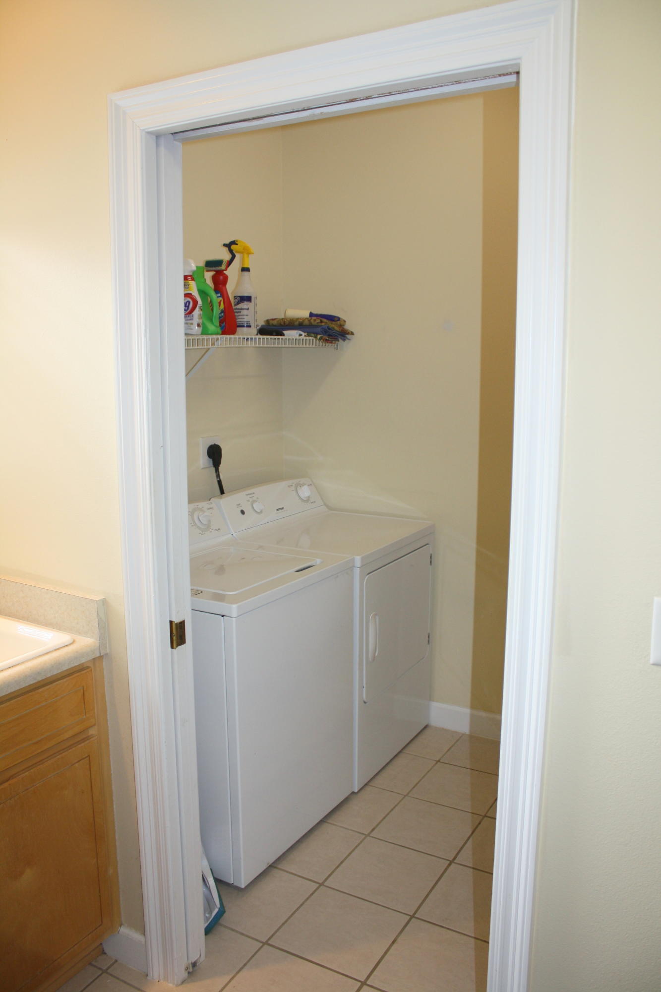 Escada Blk A S/D - Residential