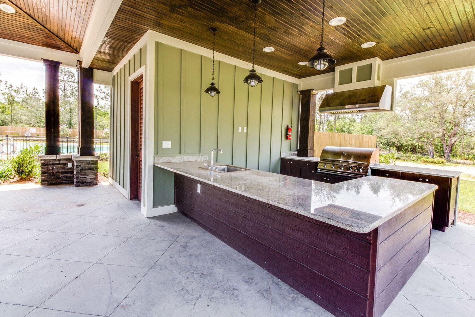 Redstone Commons - Residential Lease