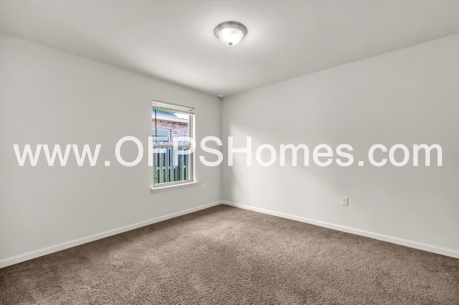 Redstone Commons - Residential Lease