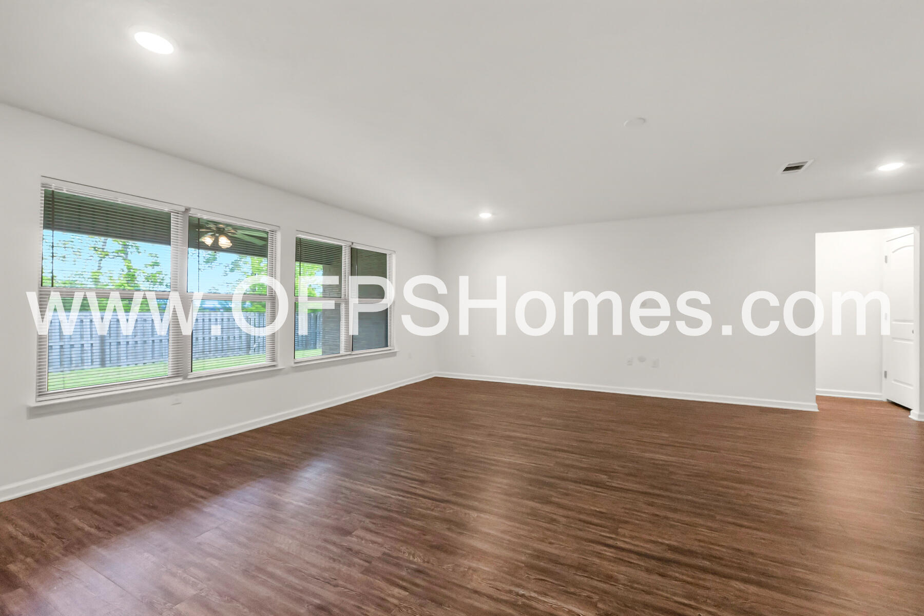 Redstone Commons - Residential Lease