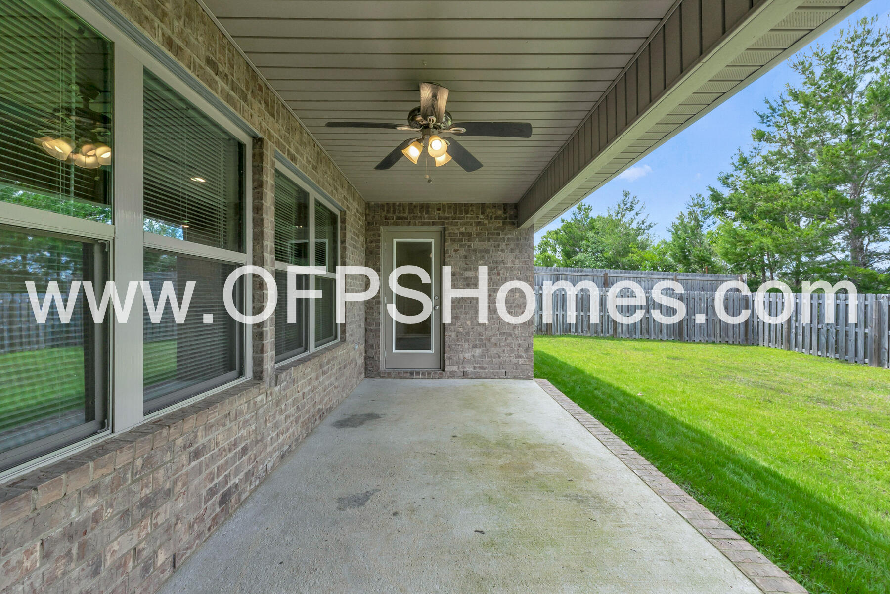 Redstone Commons - Residential Lease