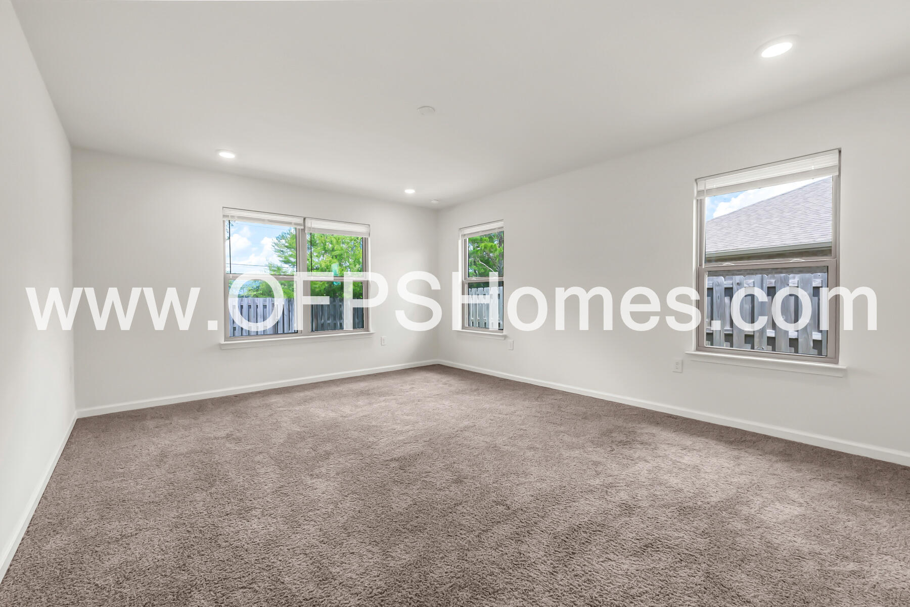 Redstone Commons - Residential Lease