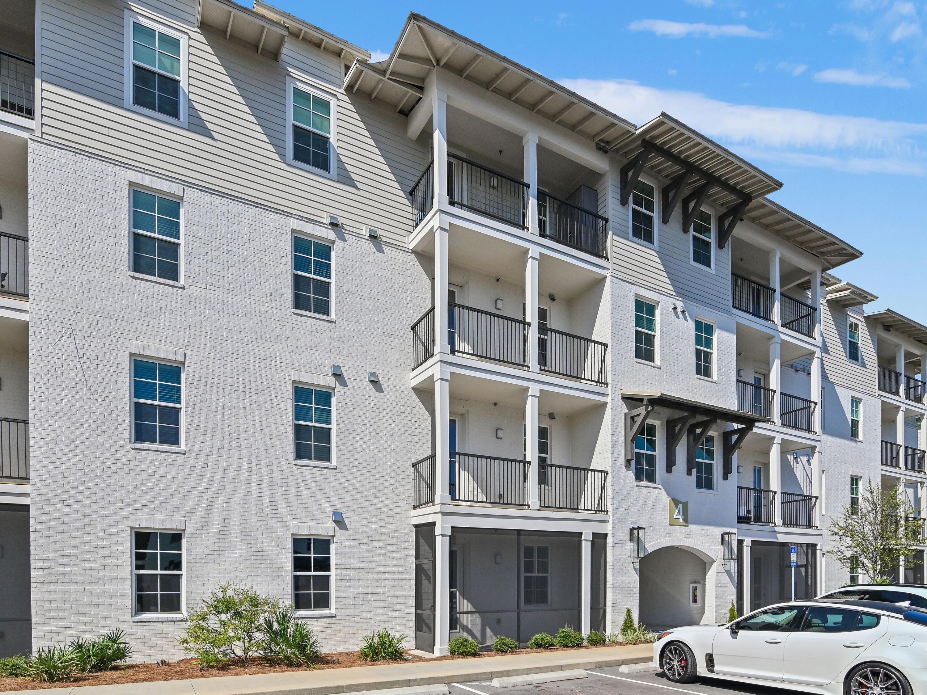 Pinewood 30A - Residential