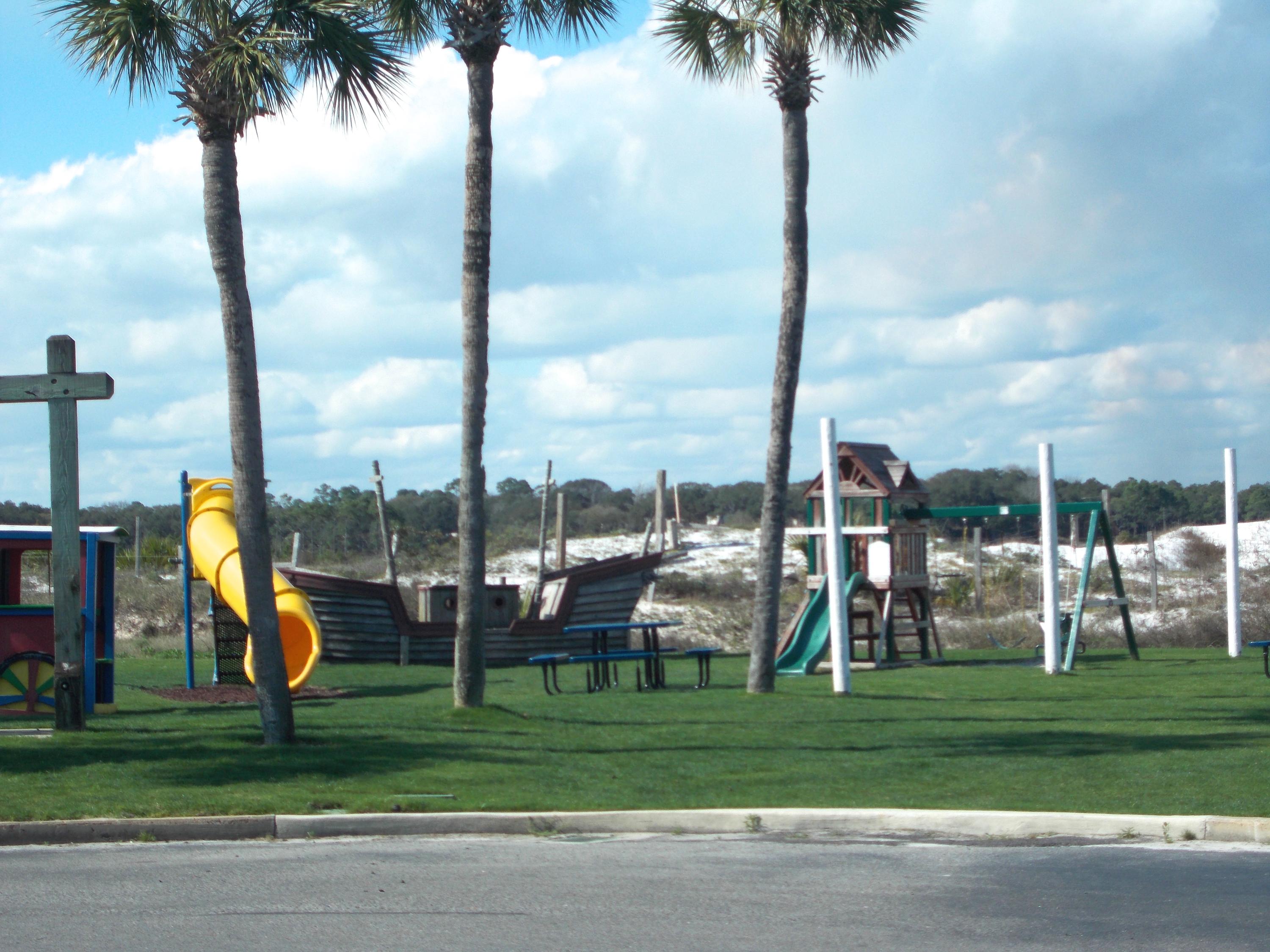 PINNACLE PORT - Residential