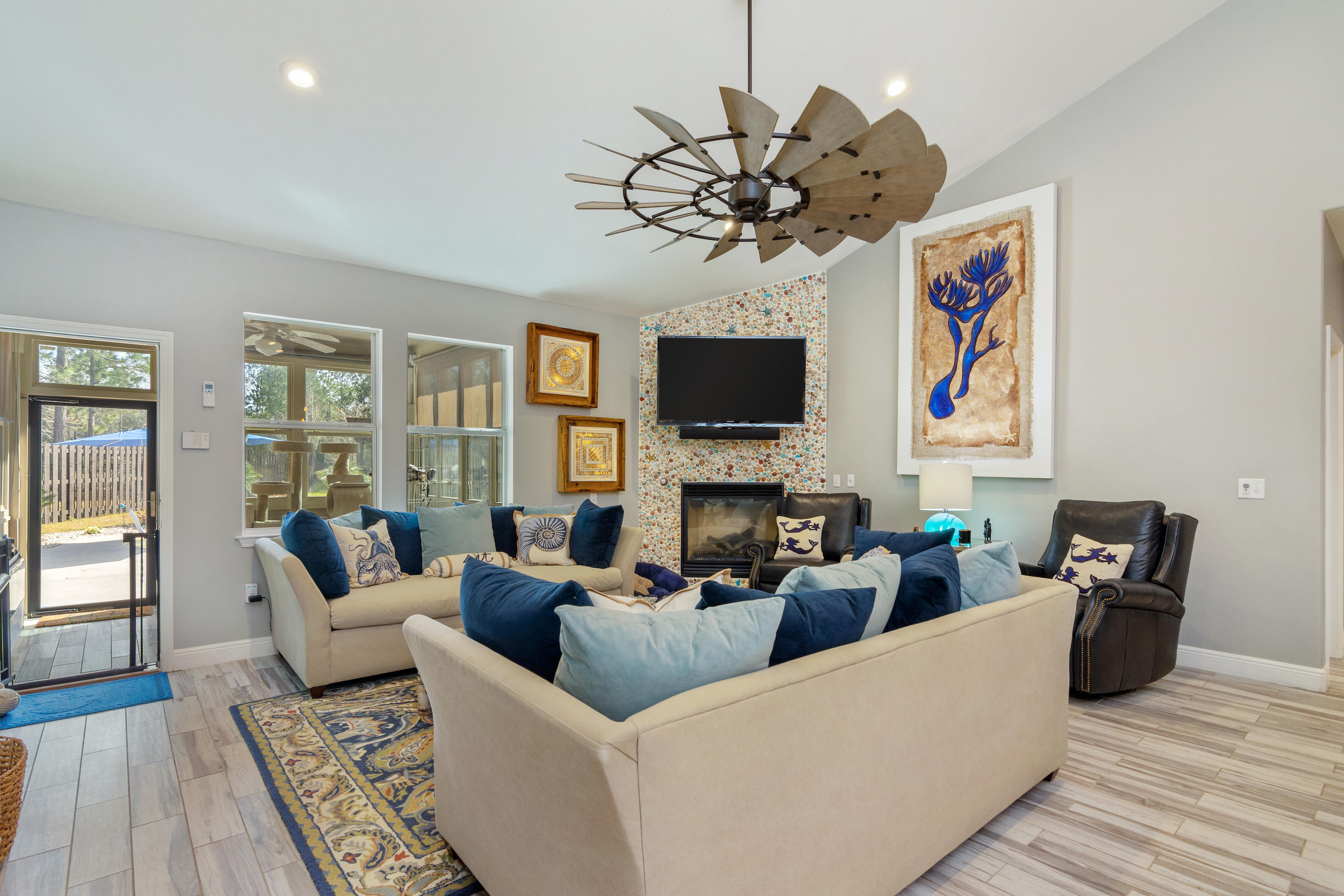 HAMMOCK BAY - Residential