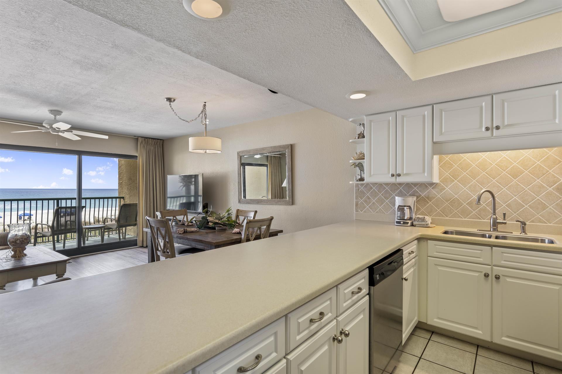 DESTIN BEACH CLUB - Residential