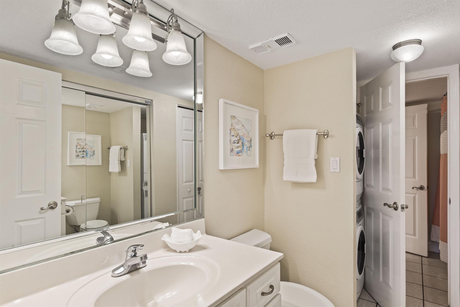 DESTIN BEACH CLUB - Residential