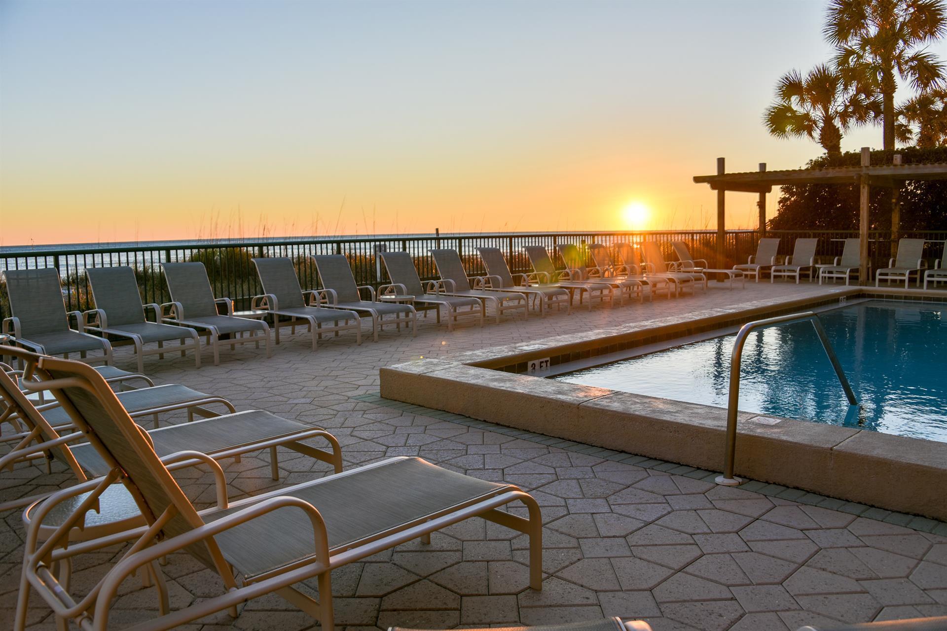 DESTIN BEACH CLUB - Residential