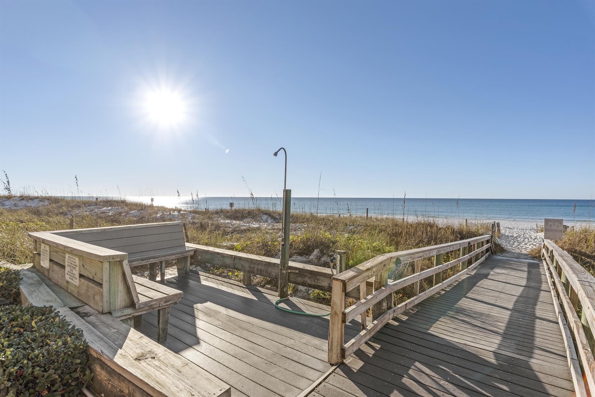 DESTIN BEACH CLUB - Residential