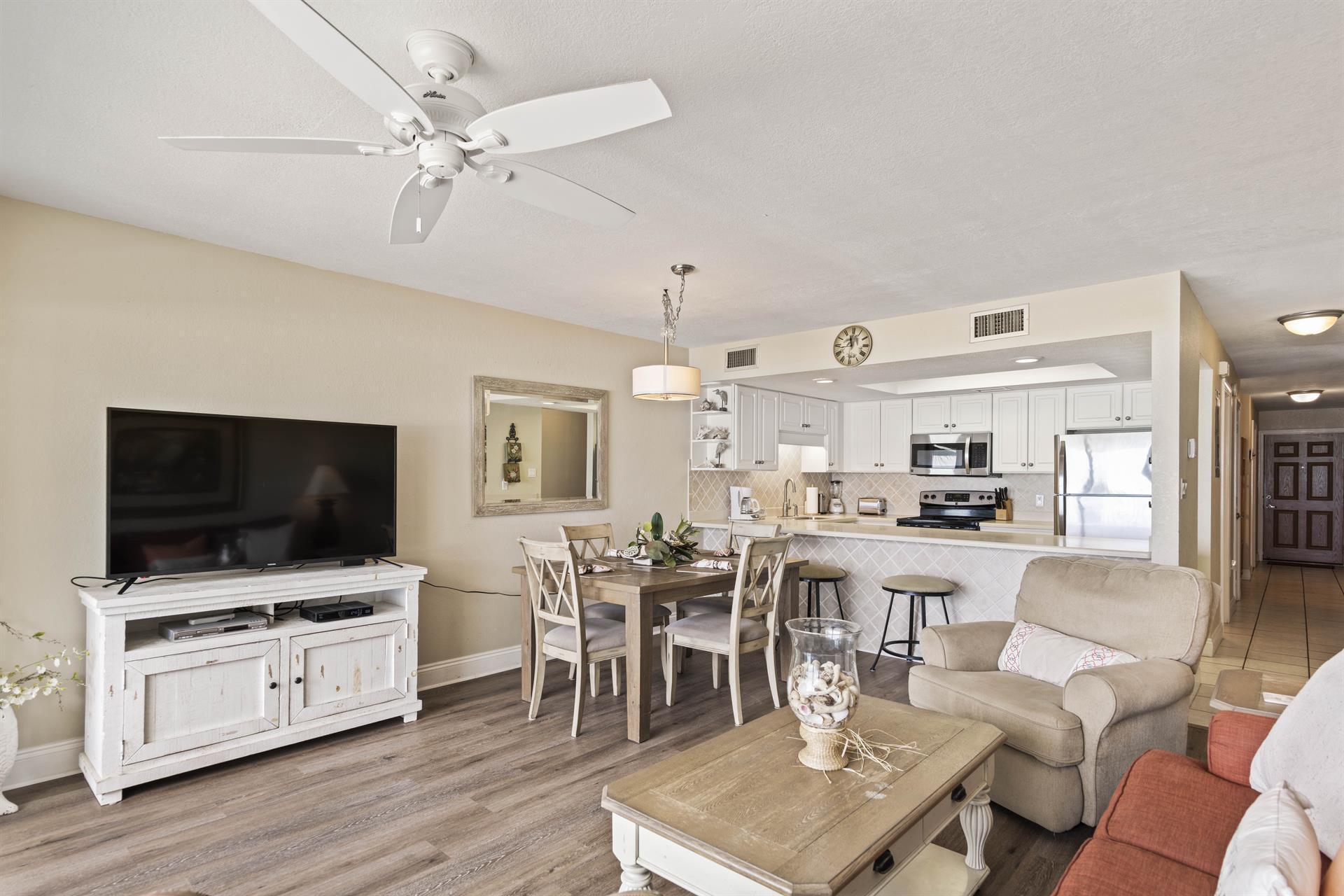 DESTIN BEACH CLUB - Residential