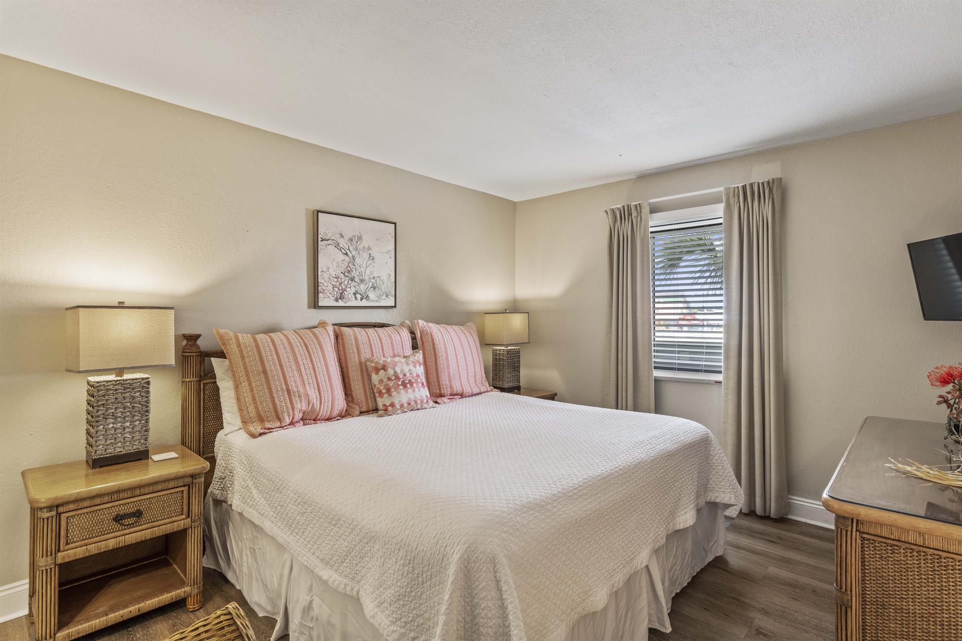 DESTIN BEACH CLUB - Residential