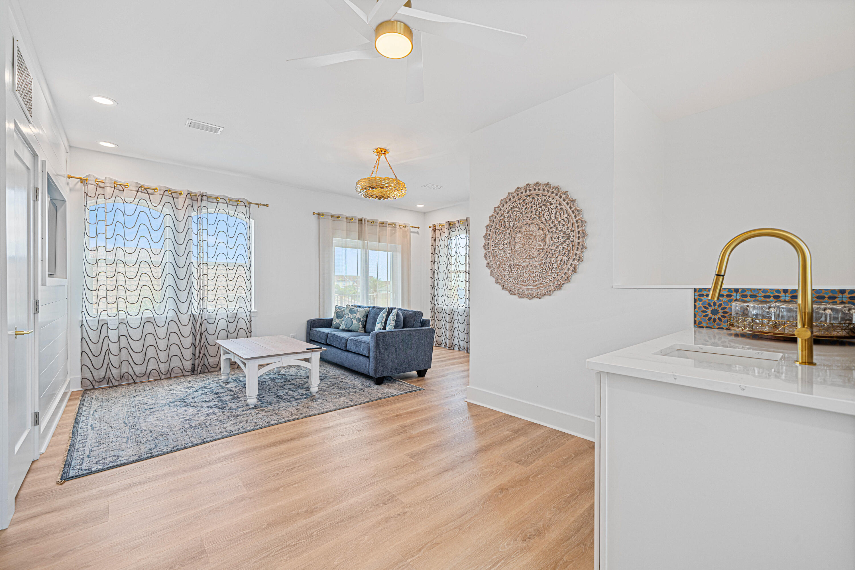 EMERALD WATERS VILLAGE - Residential