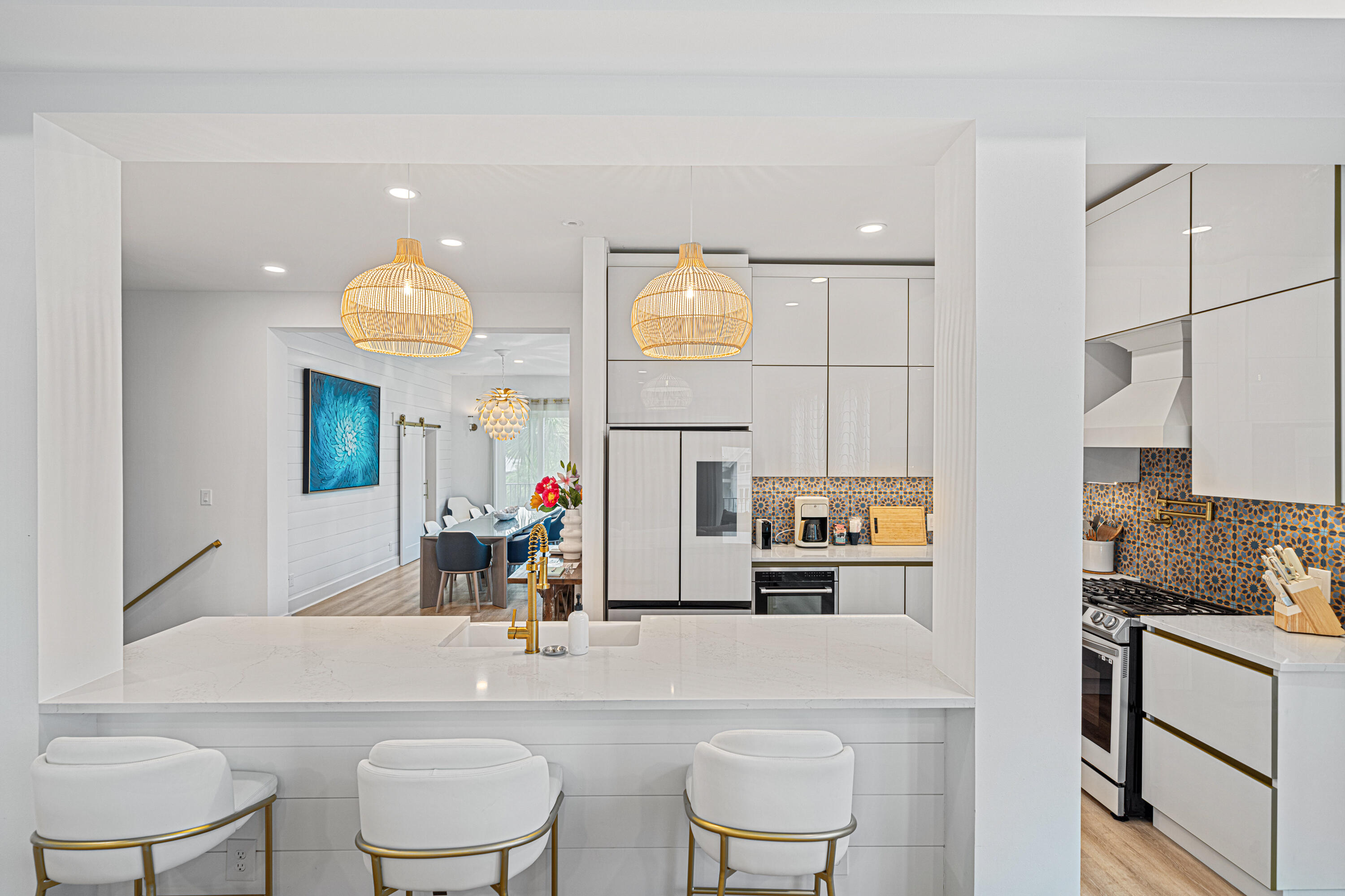 EMERALD WATERS VILLAGE - Residential