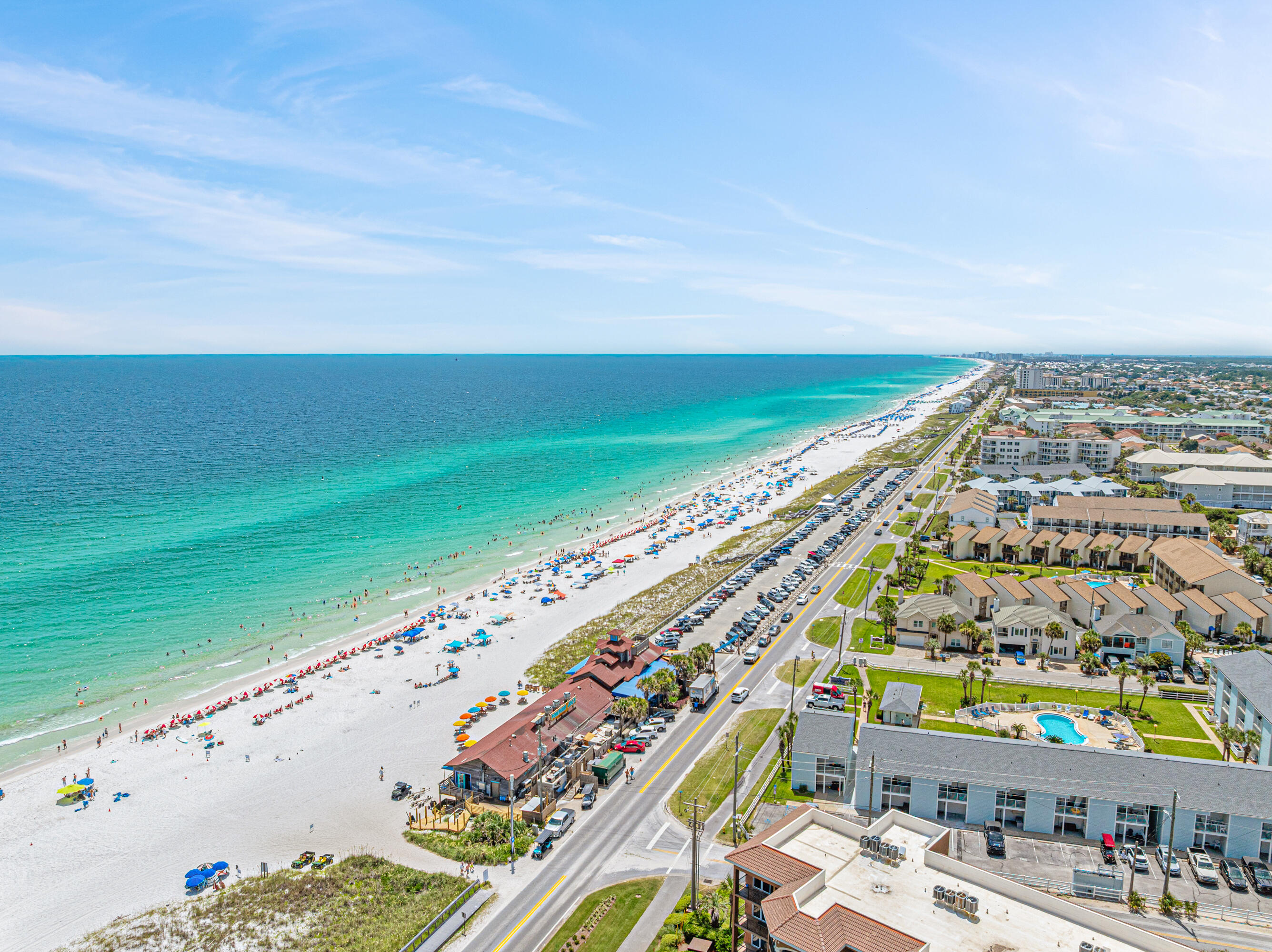 EMERALD WATERS VILLAGE - Residential