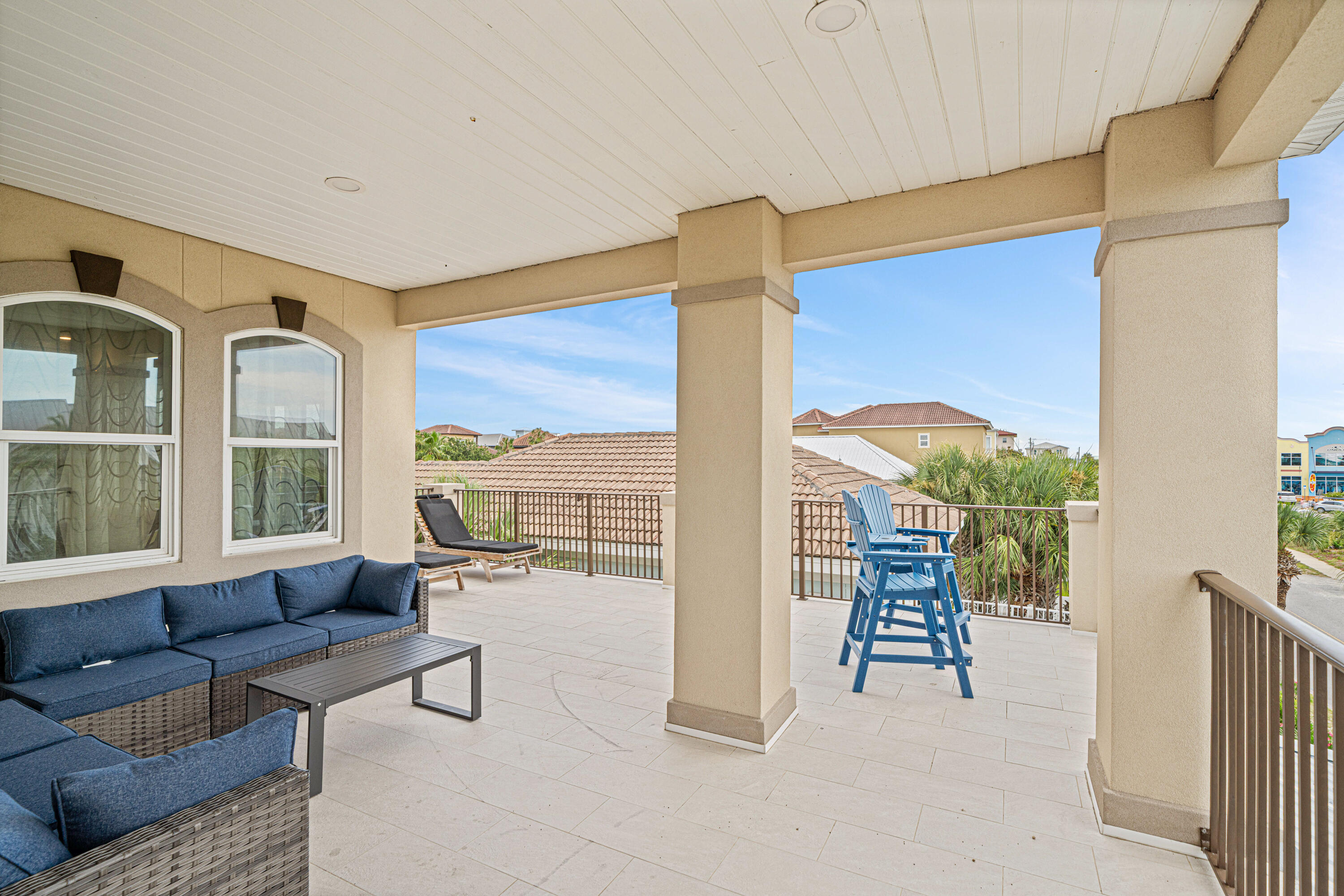 EMERALD WATERS VILLAGE - Residential