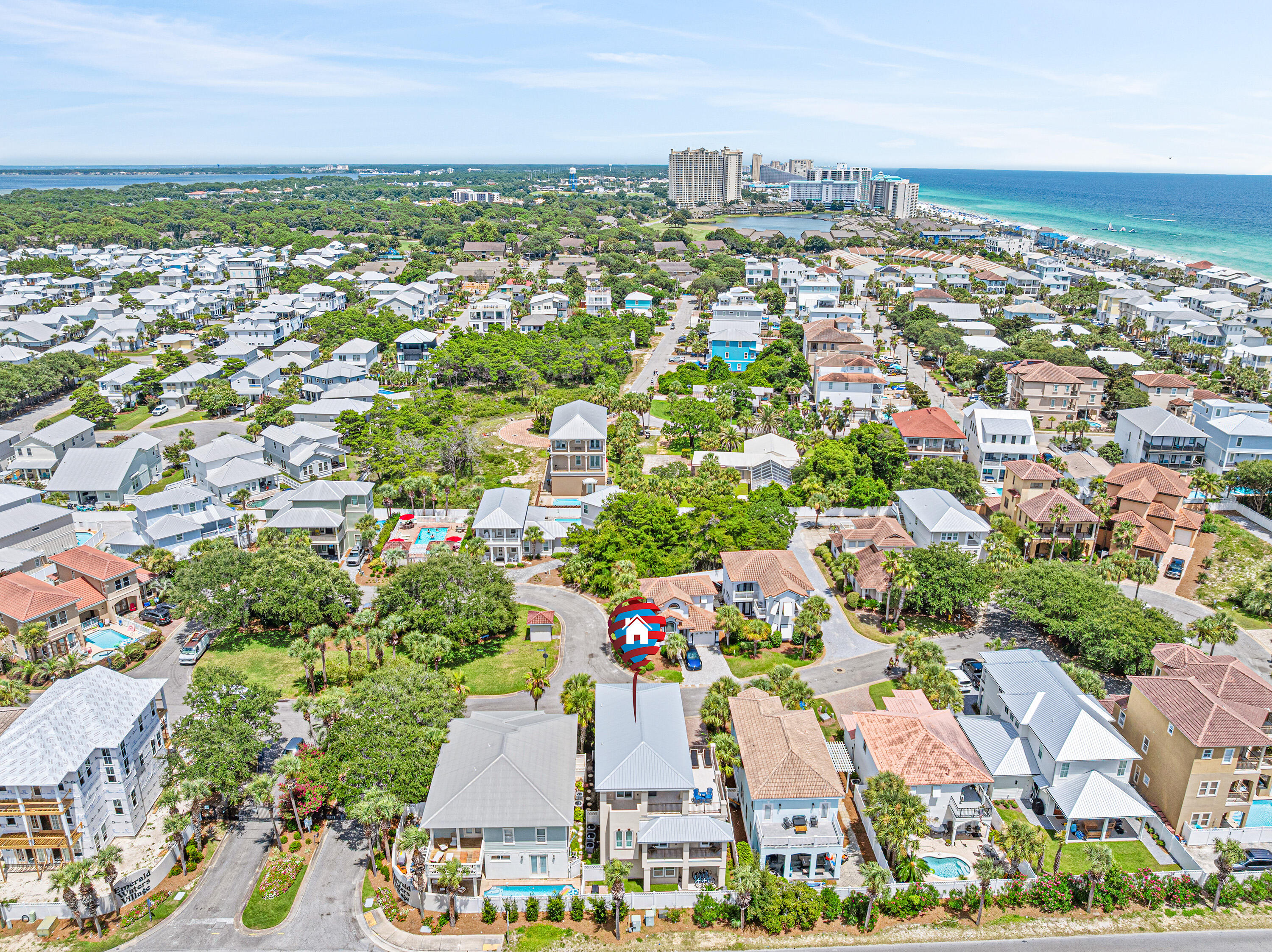 EMERALD WATERS VILLAGE - Residential