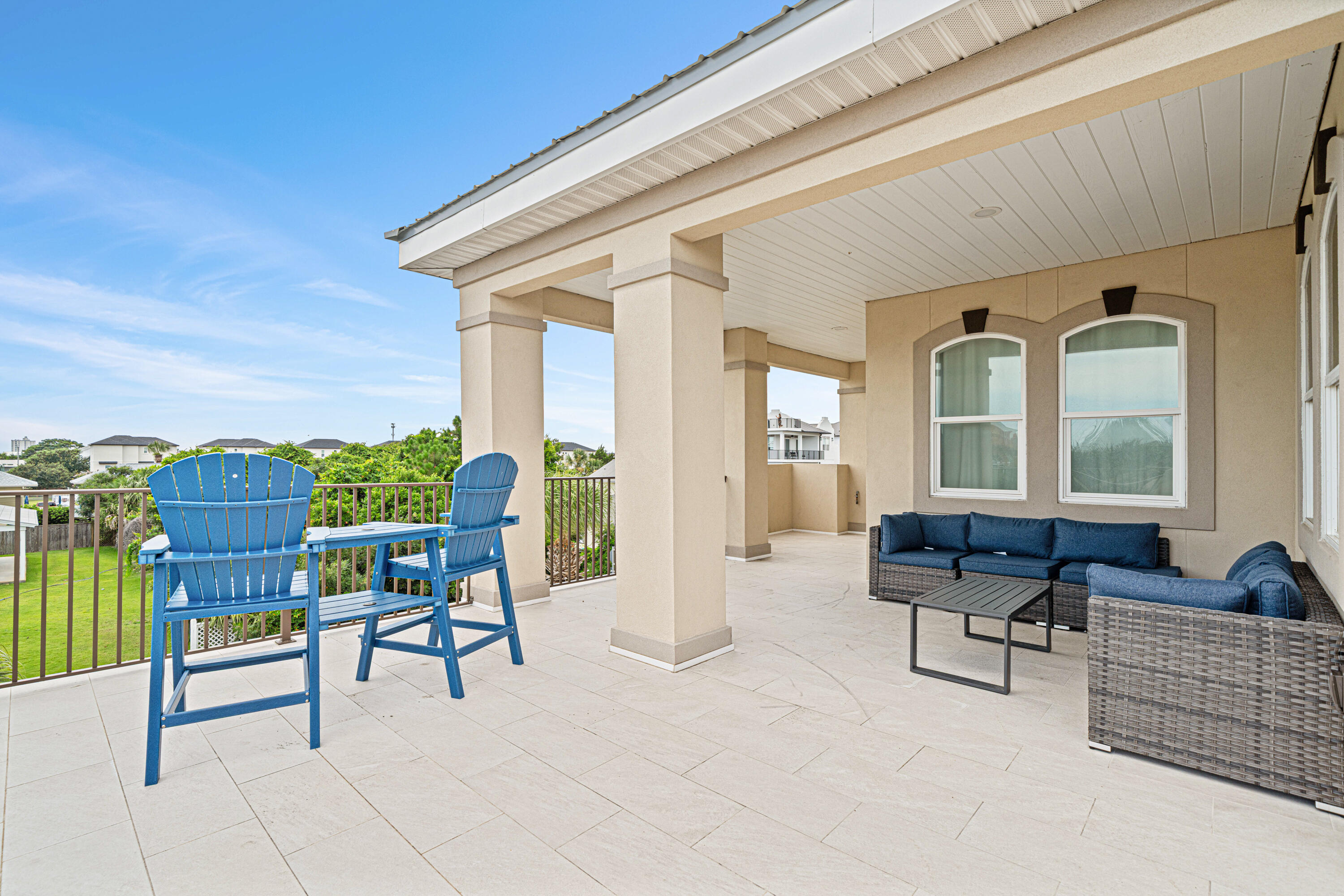 EMERALD WATERS VILLAGE - Residential