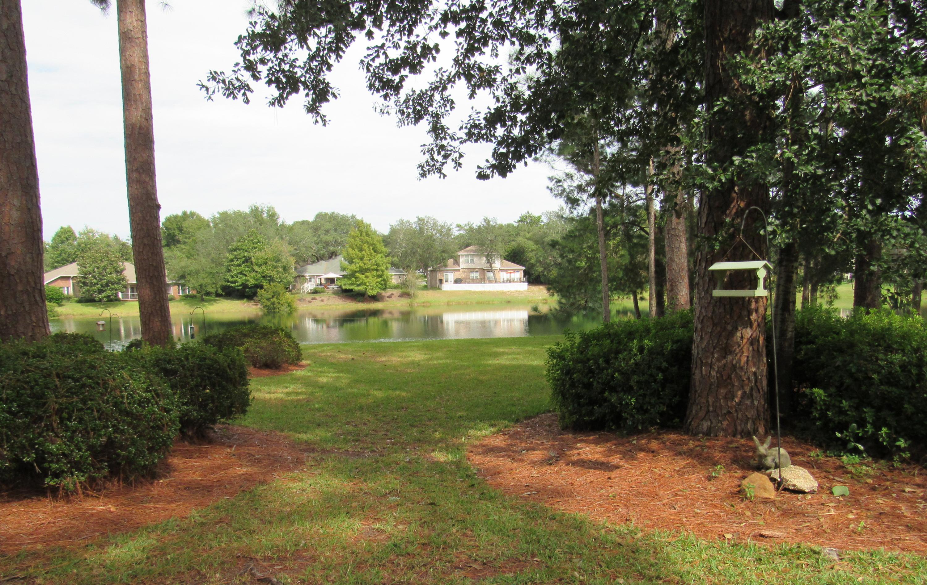 LAKESIDE CONDO AT BLUEWATER BAY - Residential