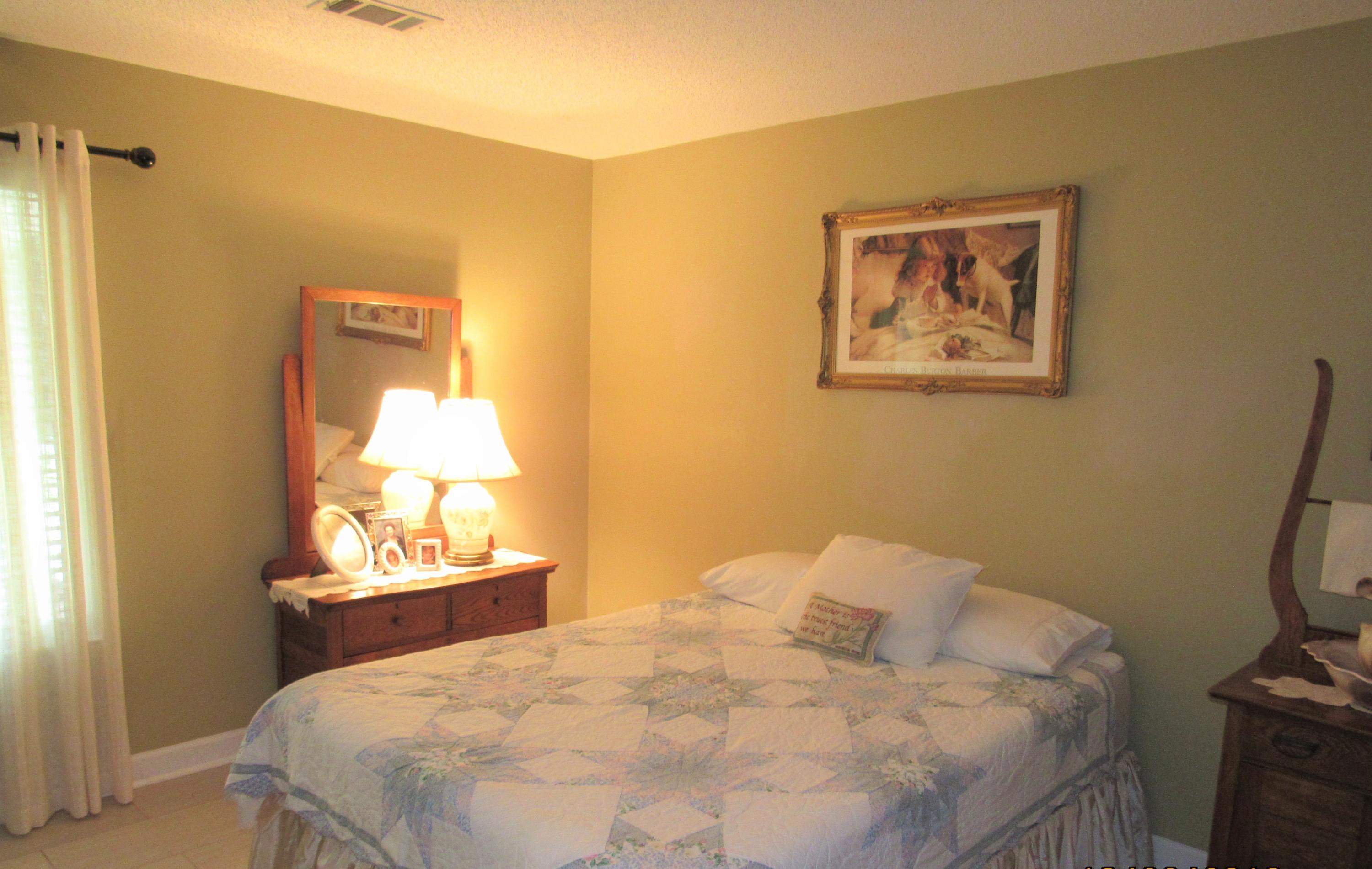 LAKESIDE CONDO AT BLUEWATER BAY - Residential