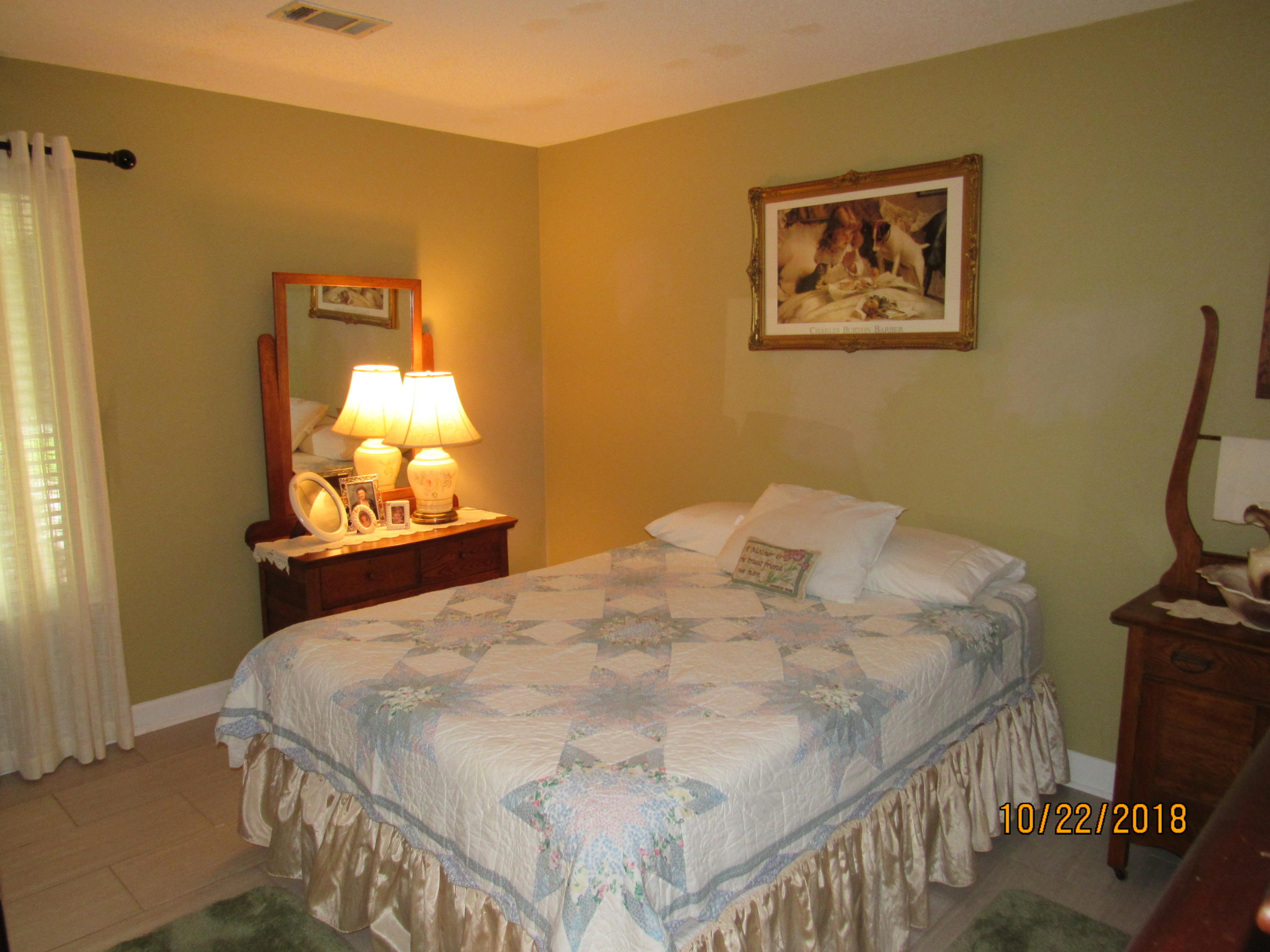 LAKESIDE CONDO AT BLUEWATER BAY - Residential