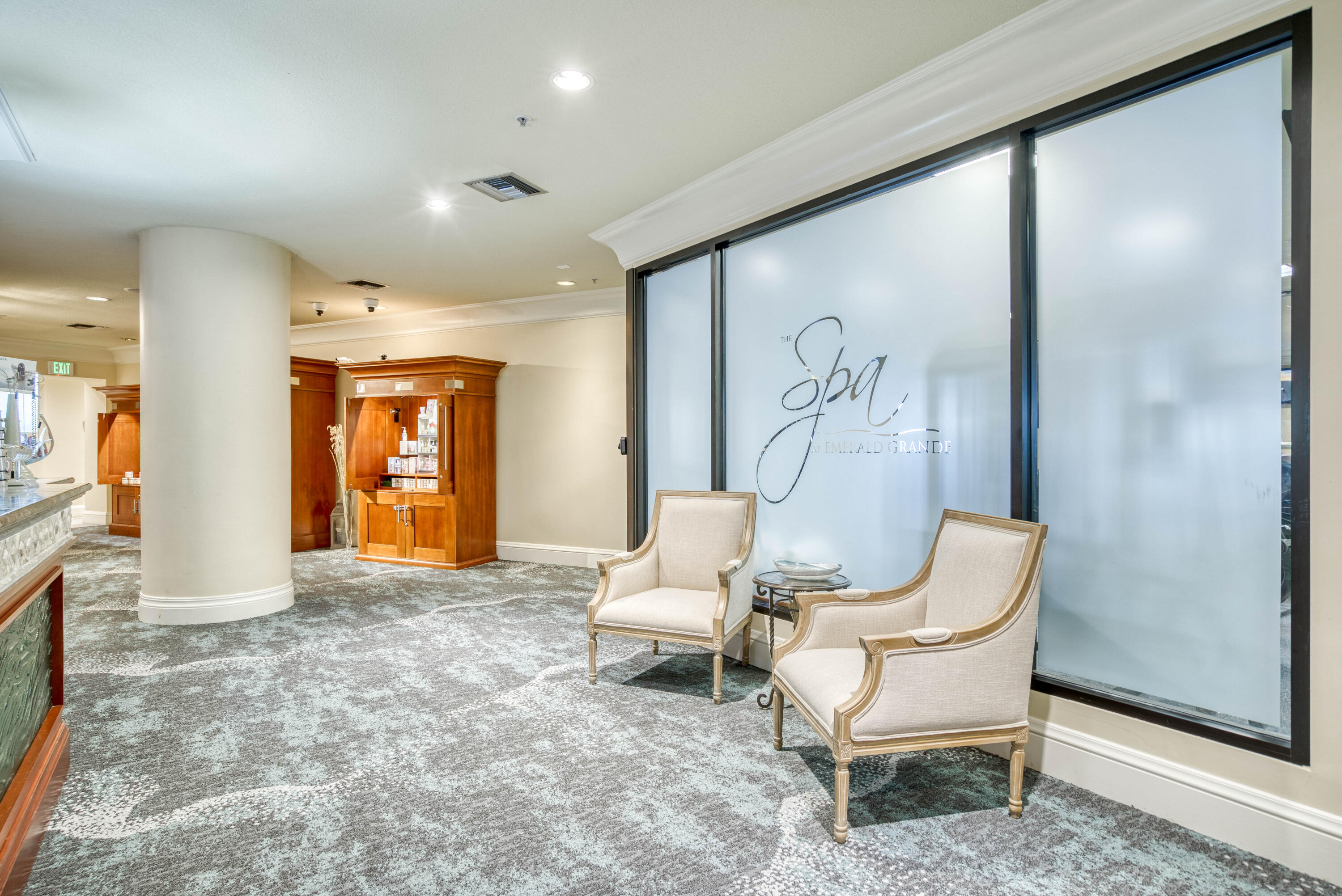 EMERALD GRANDE - Residential