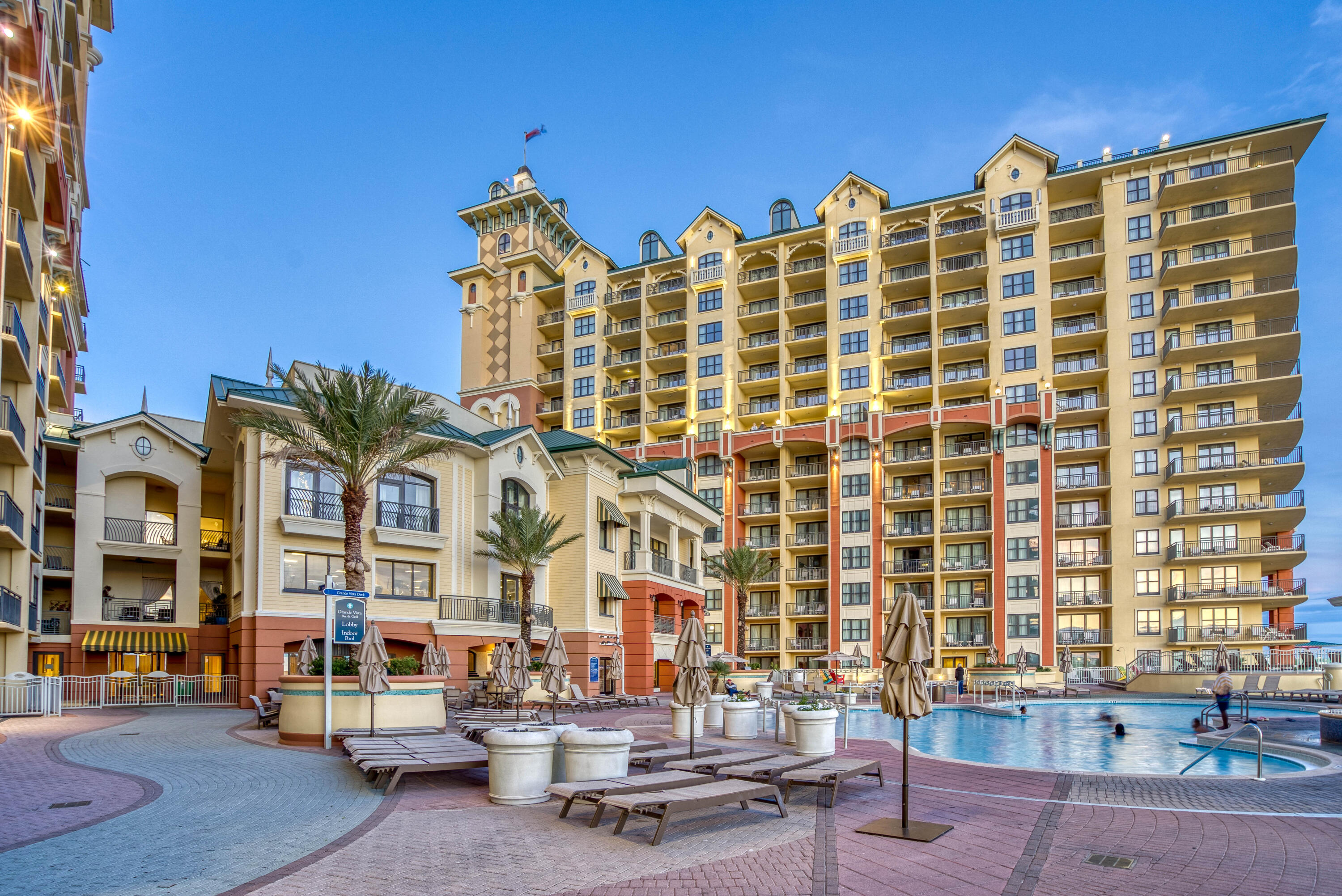 EMERALD GRANDE - Residential