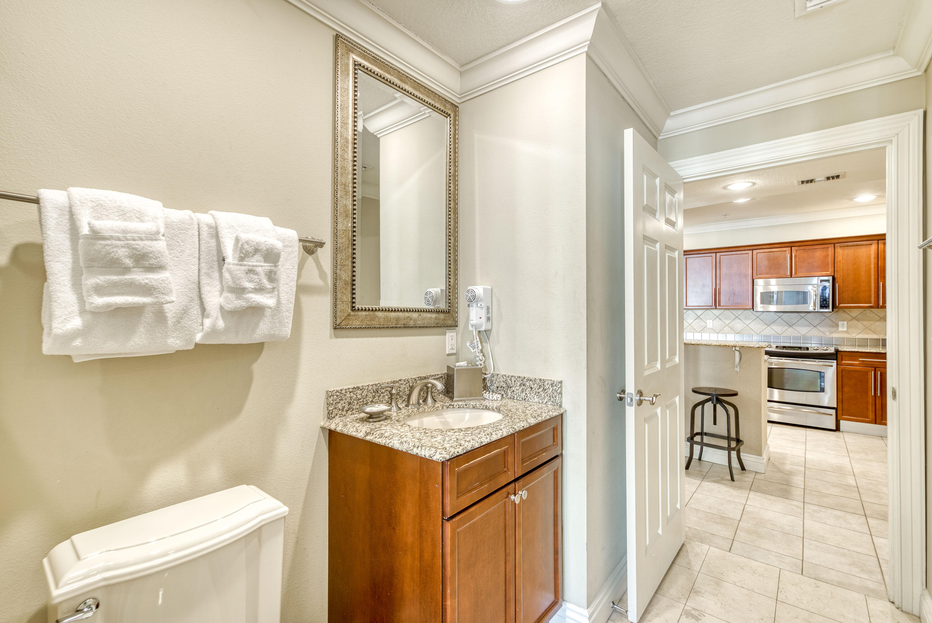 EMERALD GRANDE - Residential