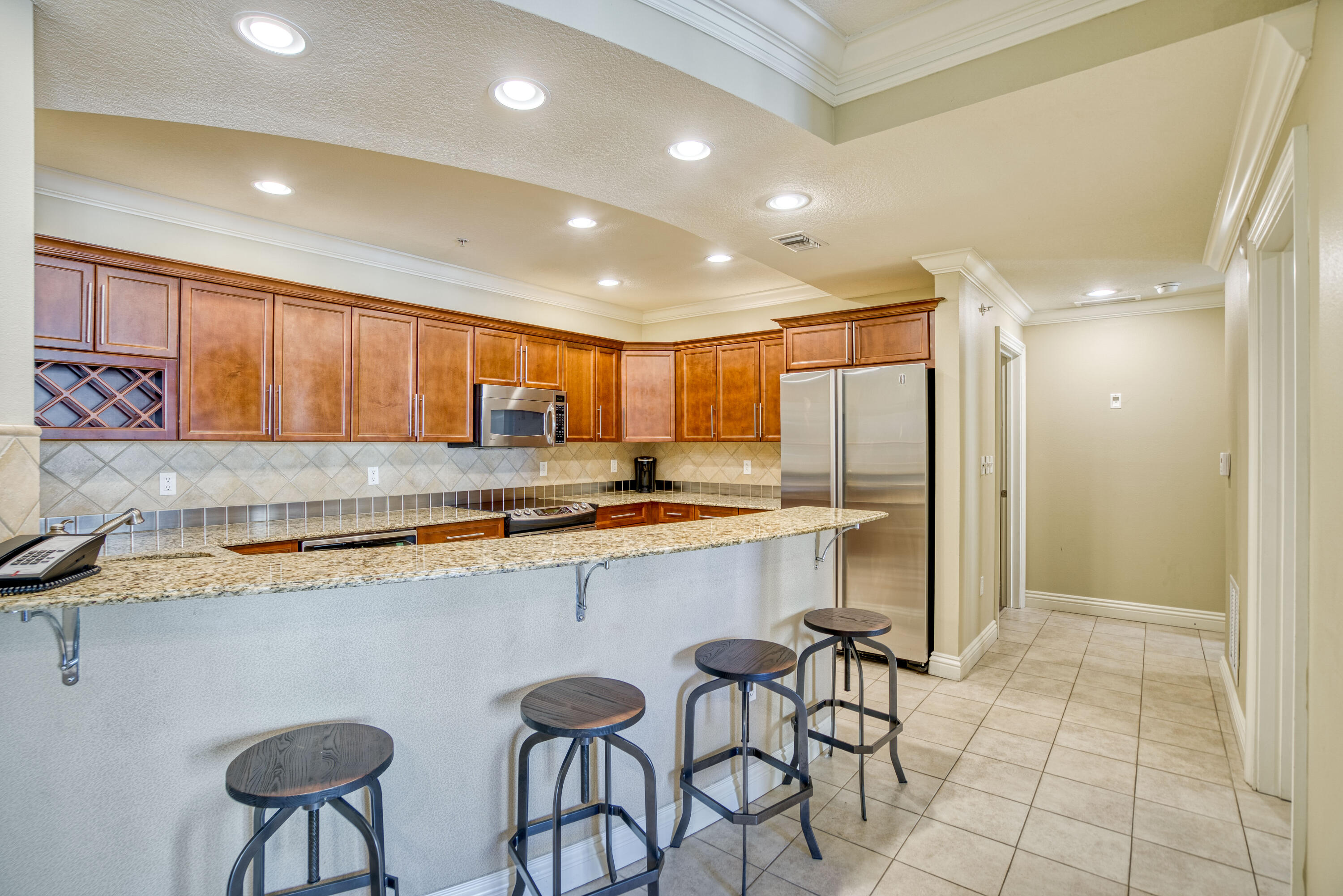 EMERALD GRANDE - Residential