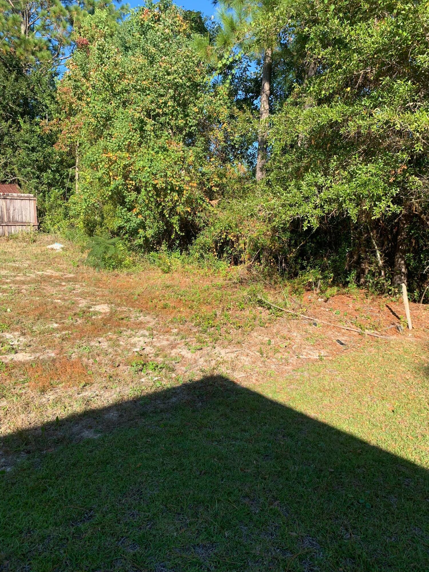 CRESCENT SHORES - Land