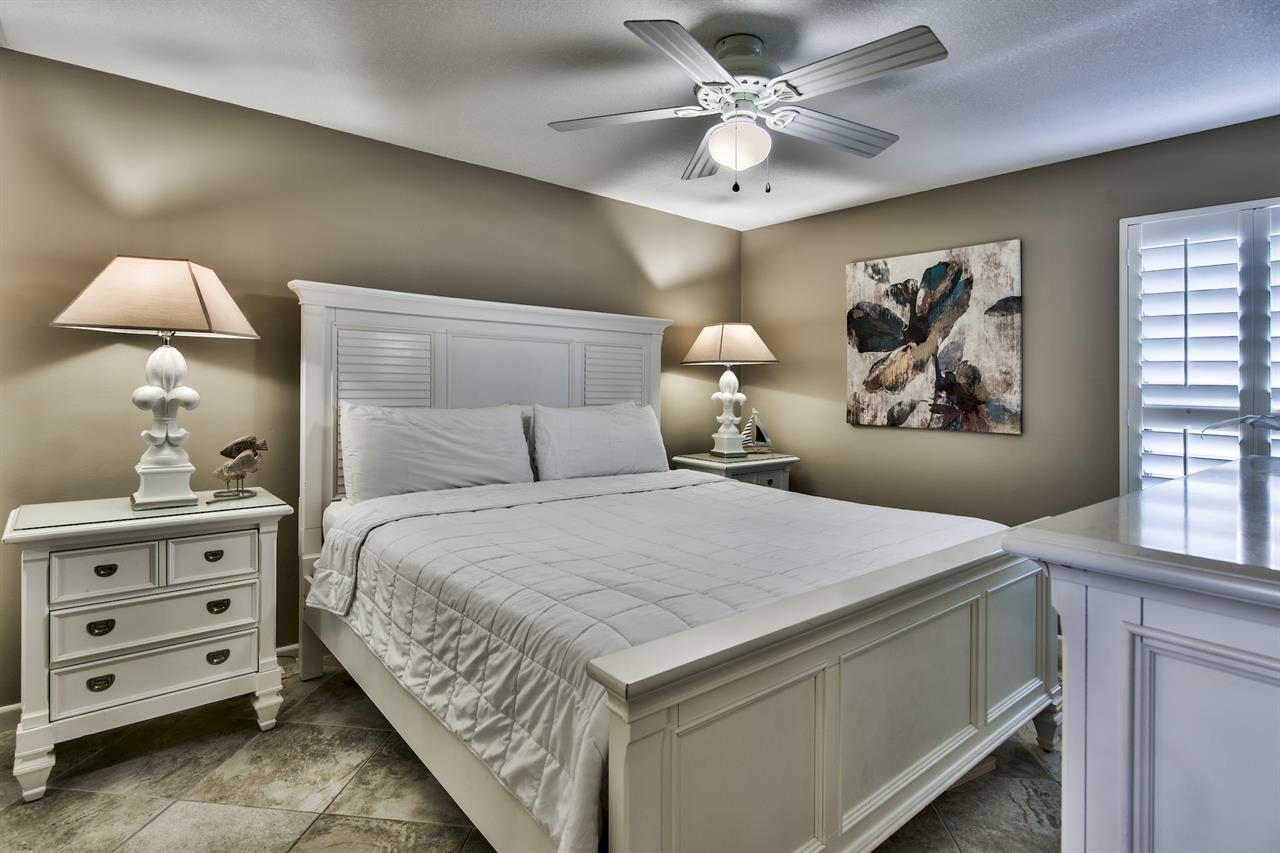 Jetty East Condominium - Residential