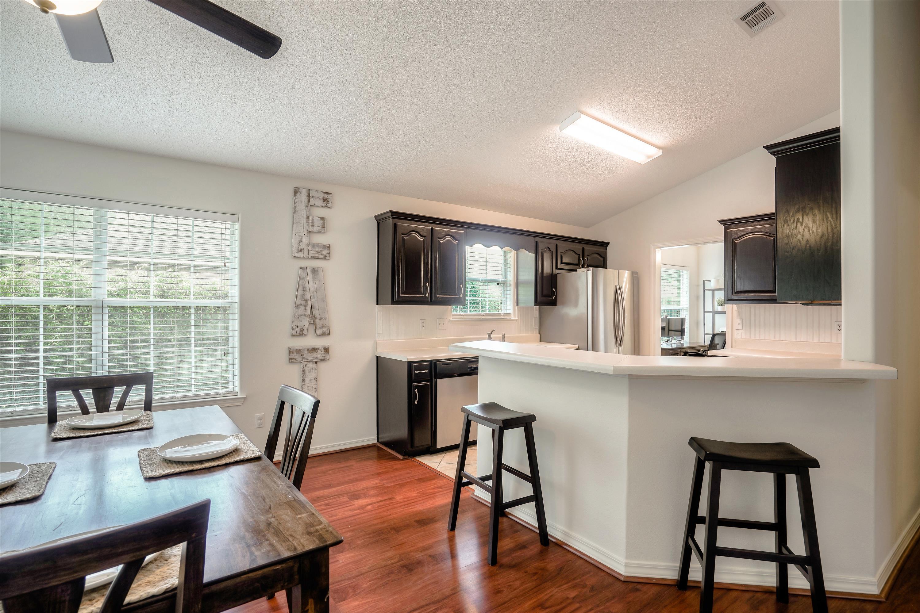 HIDDEN ESTATES - Residential