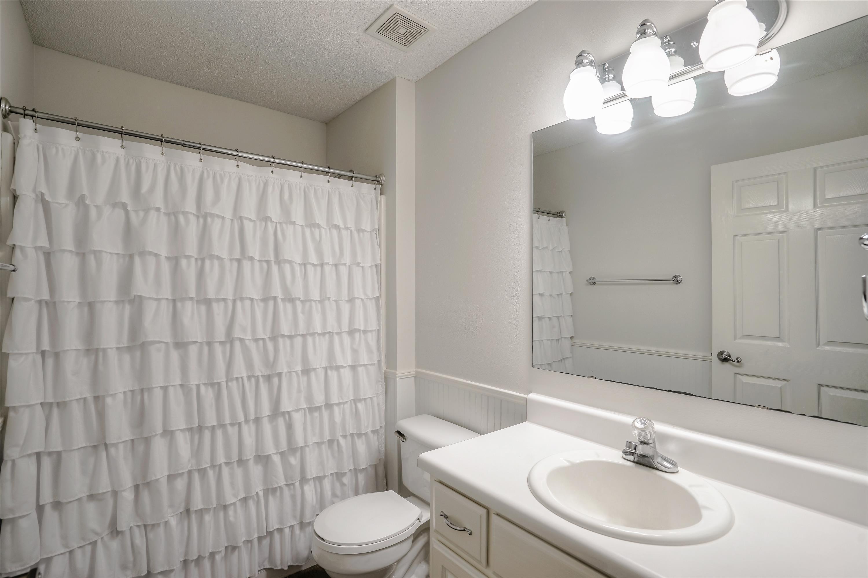 HIDDEN ESTATES - Residential