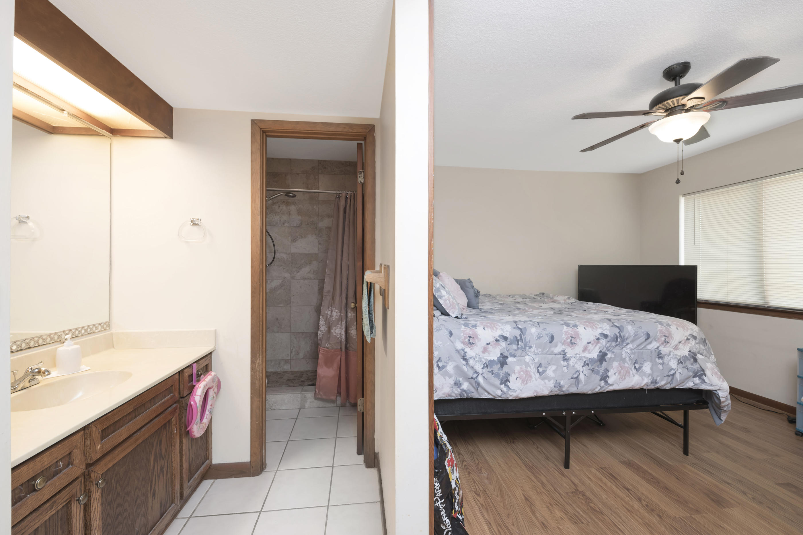 CEDAR RIDGE - Residential