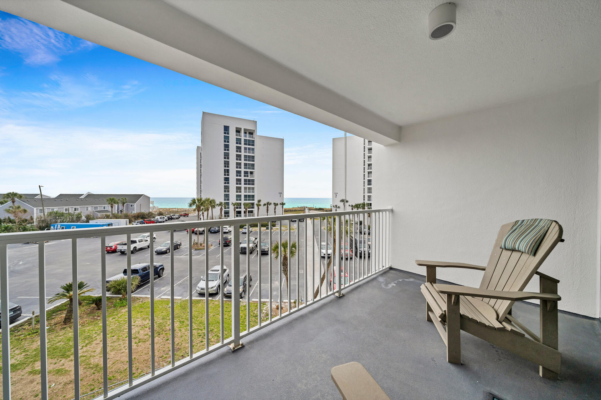 SHORELINE TOWERS 3 - Residential