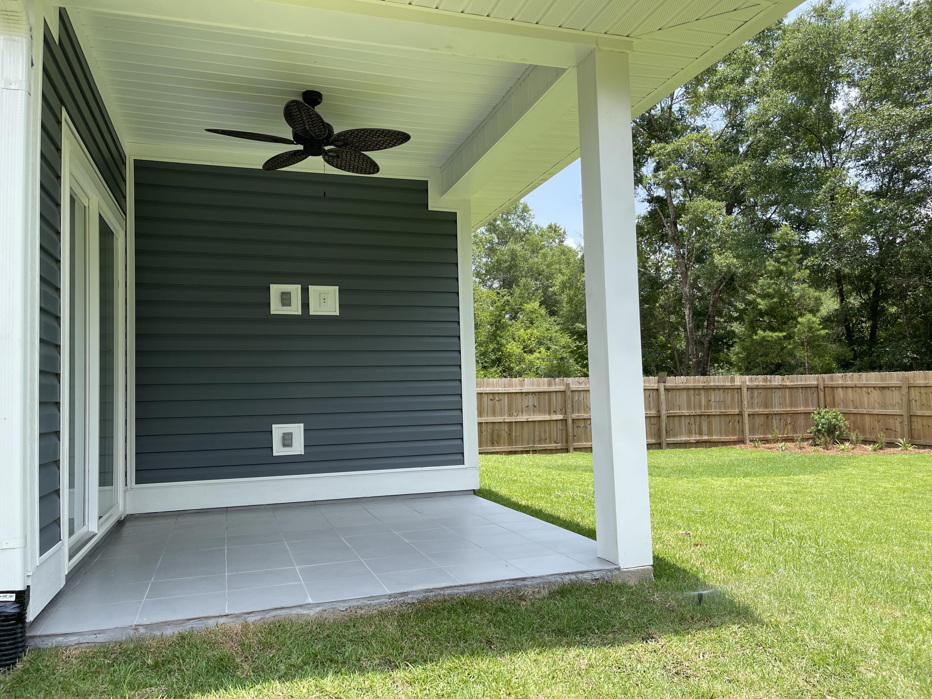 Grande Oaks - Residential