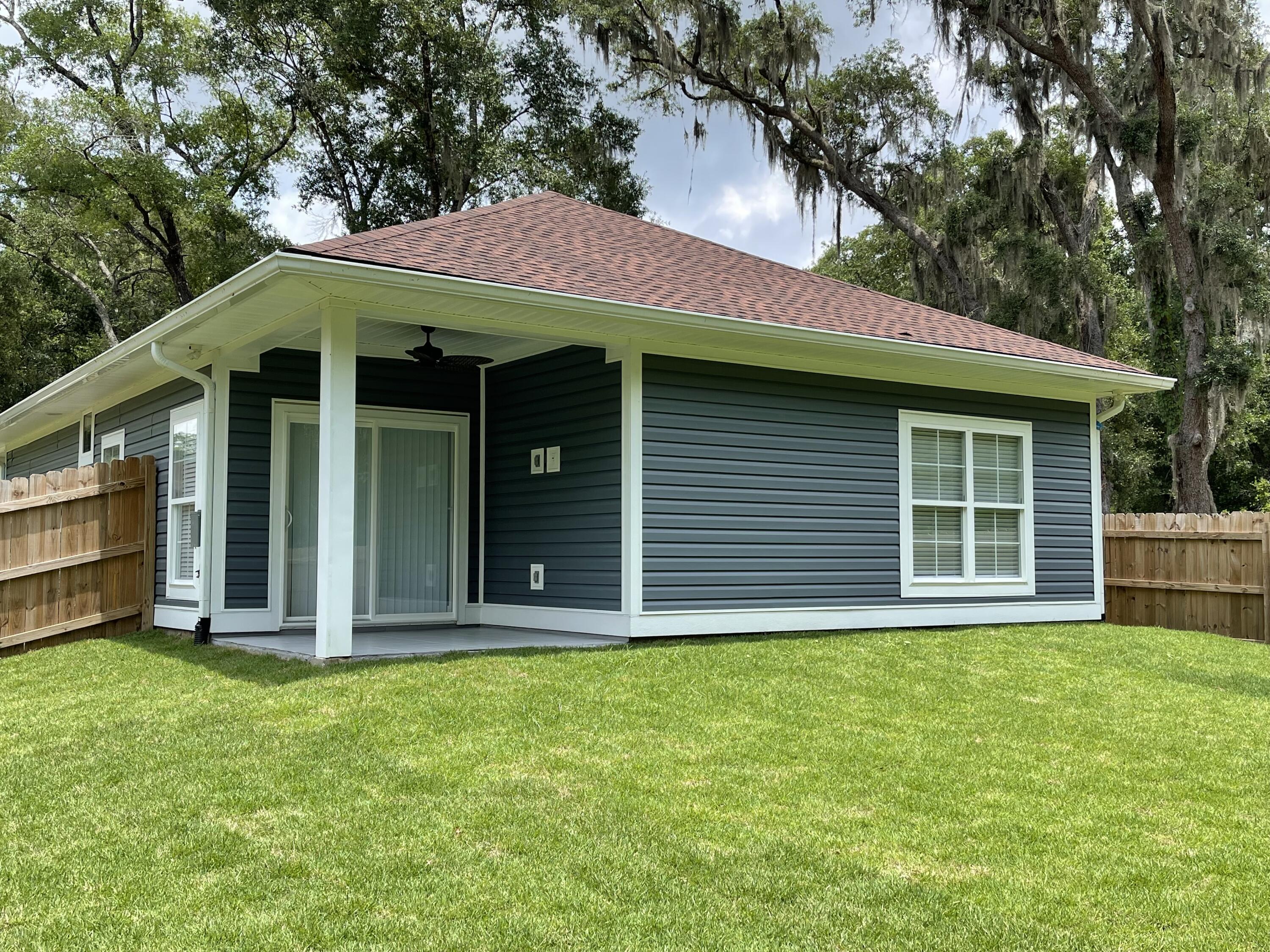 Grande Oaks - Residential