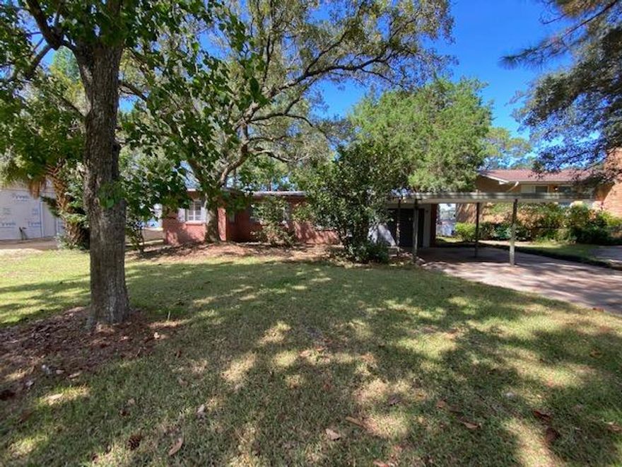 This HUD waterfront REO home has some amazing views! A mostly brick home, this 3 bedroom 2 bath property was built in 1954. Not much has changed since completion, you will find some minor updates, a small addition with large windows offering additional views, and original hard wood floors. Located in the ever popular Shalimar area and literally minutes to Eglin AFB, this home is a must see. Home does need some repairs and may not qualify for all types of financing. FHA financing is available as home is FHA IE (insurable with escrow).