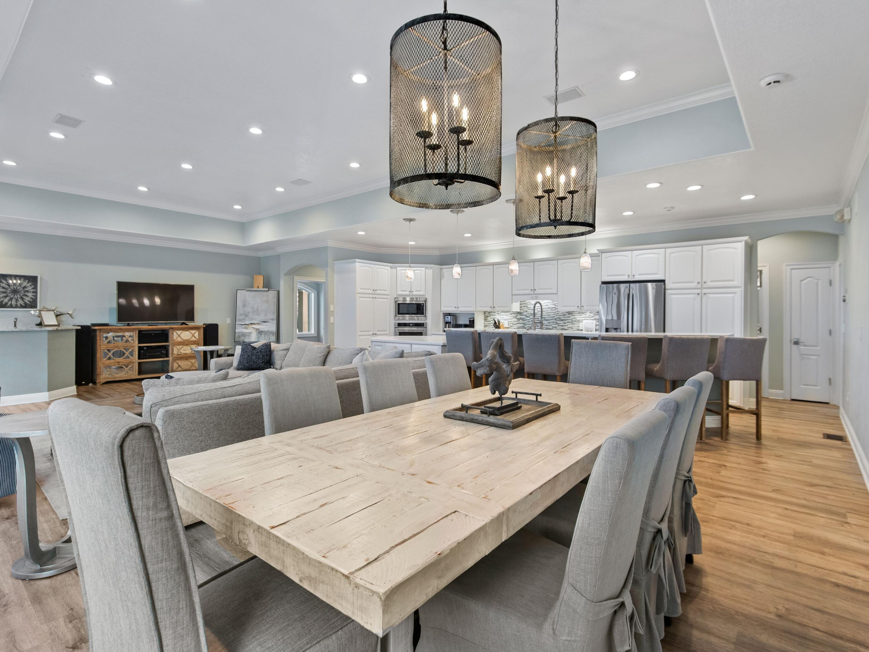 HOLIDAY ISLE - Residential