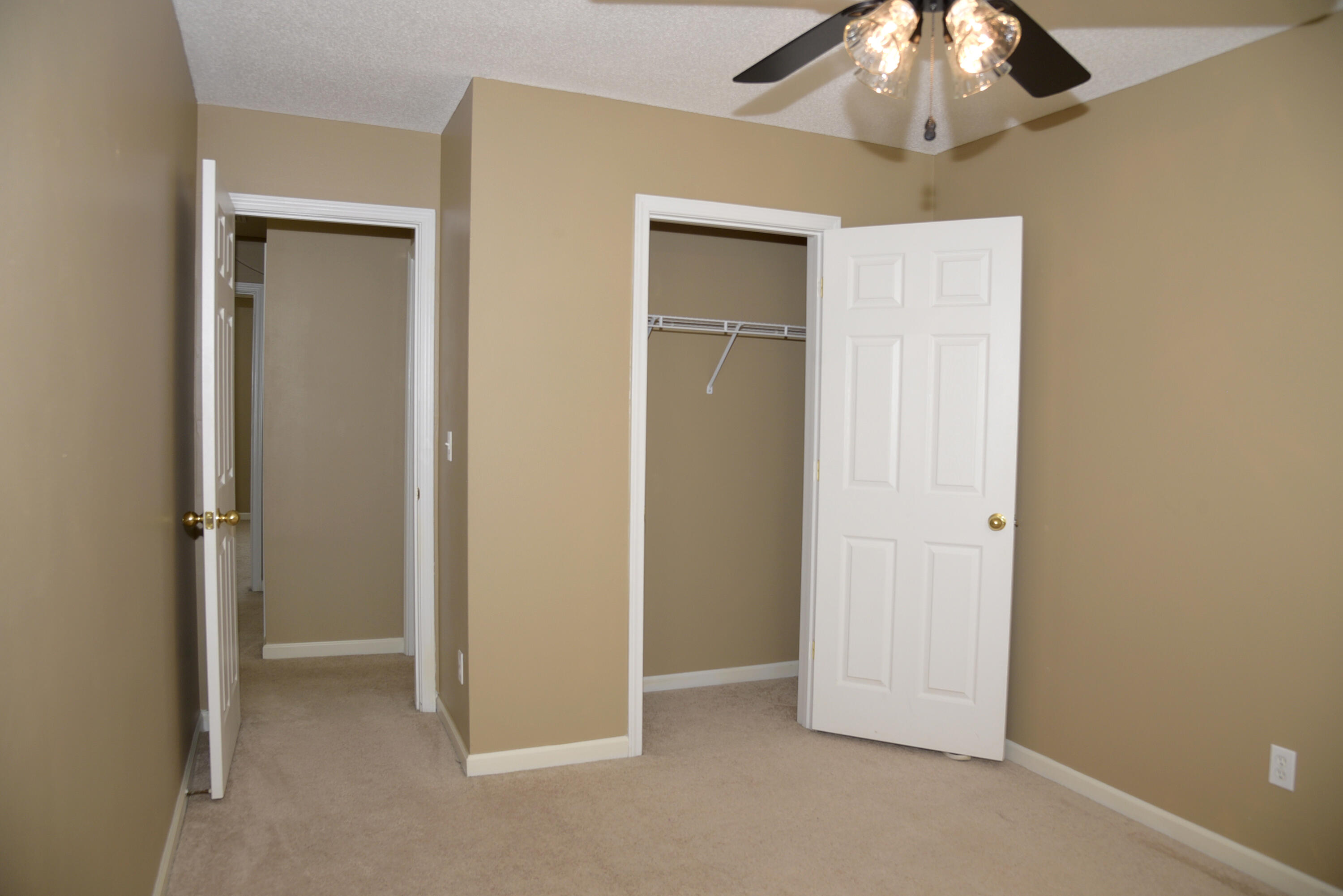 ROLLING PINES - Residential Lease