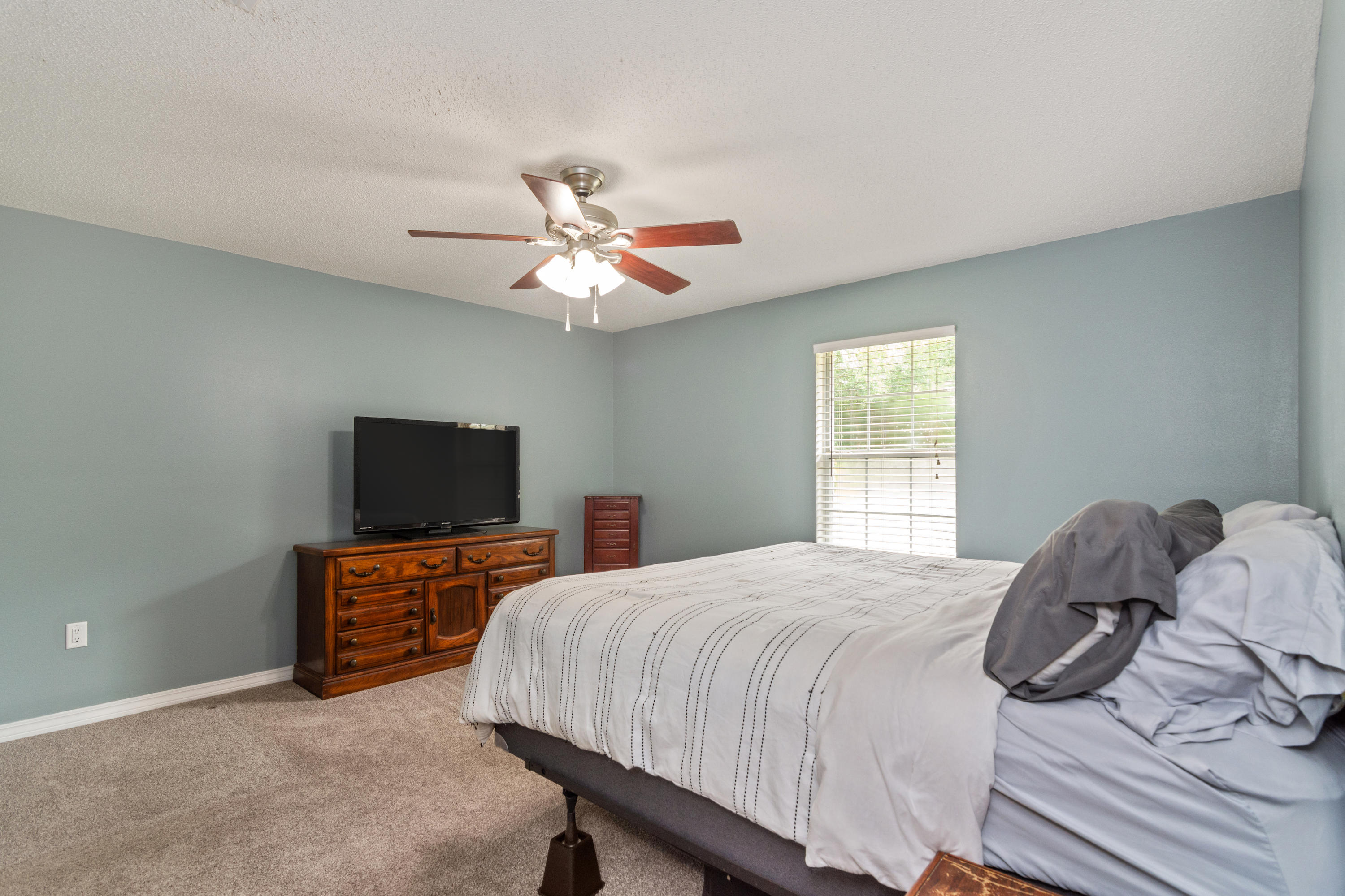 FOXWORTH ESTATES PH 2 - Residential