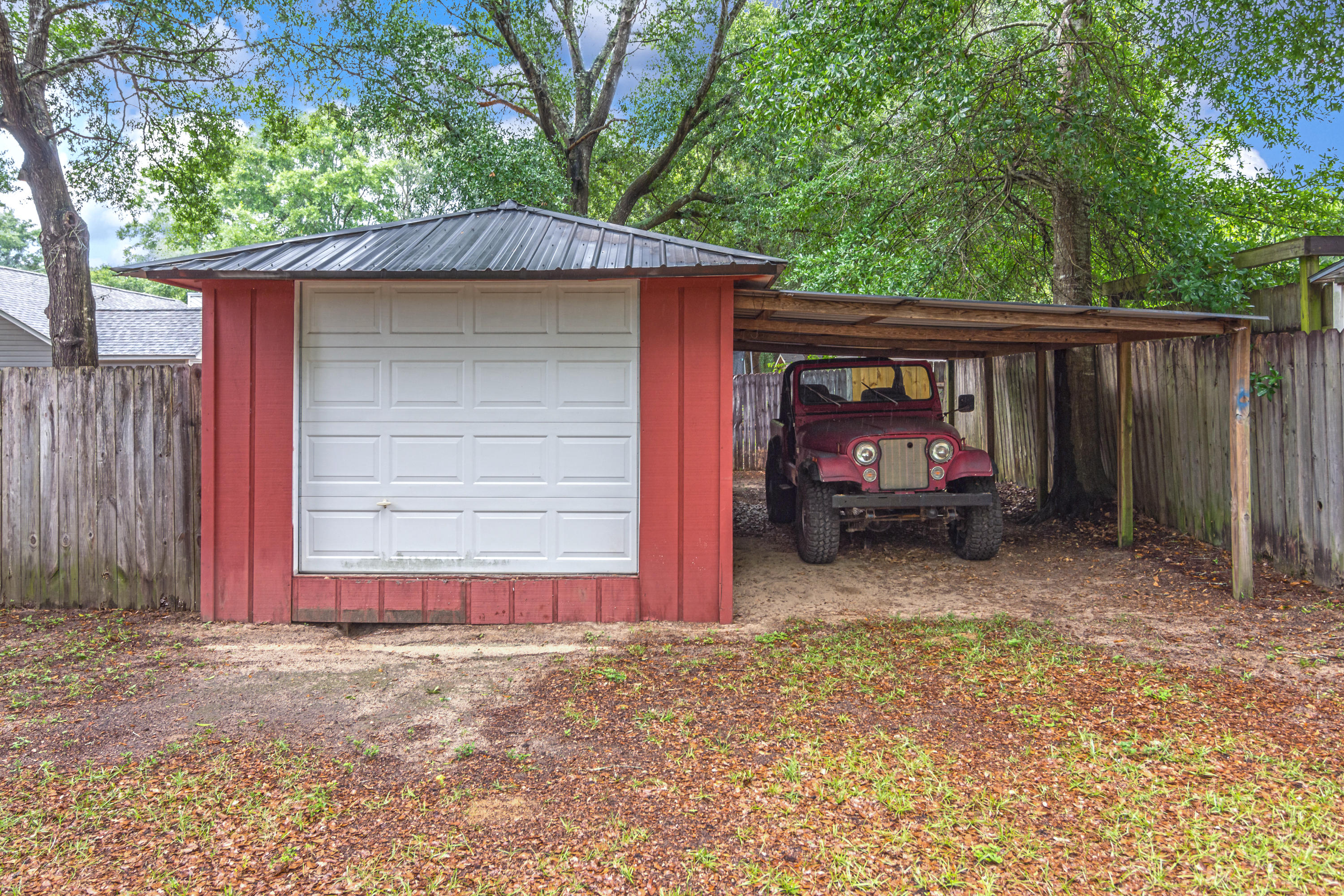 FOXWORTH ESTATES PH 2 - Residential