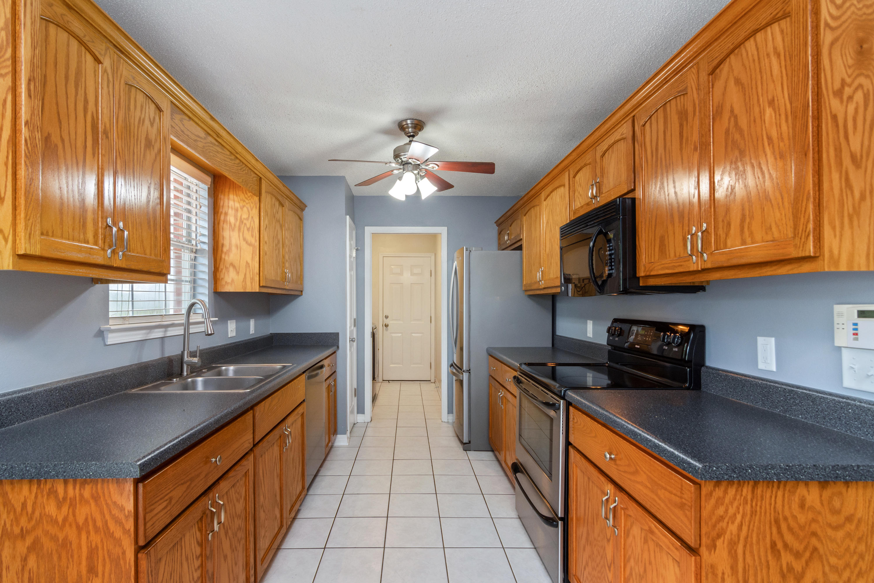 FOXWORTH ESTATES PH 2 - Residential