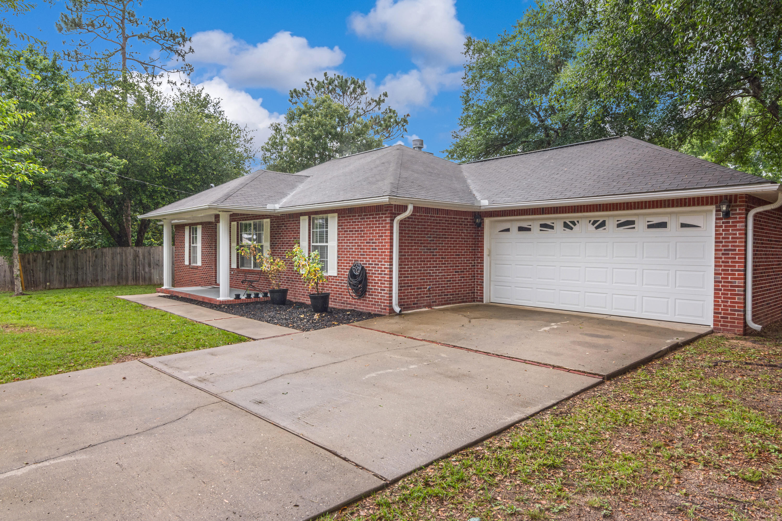 FOXWORTH ESTATES PH 2 - Residential