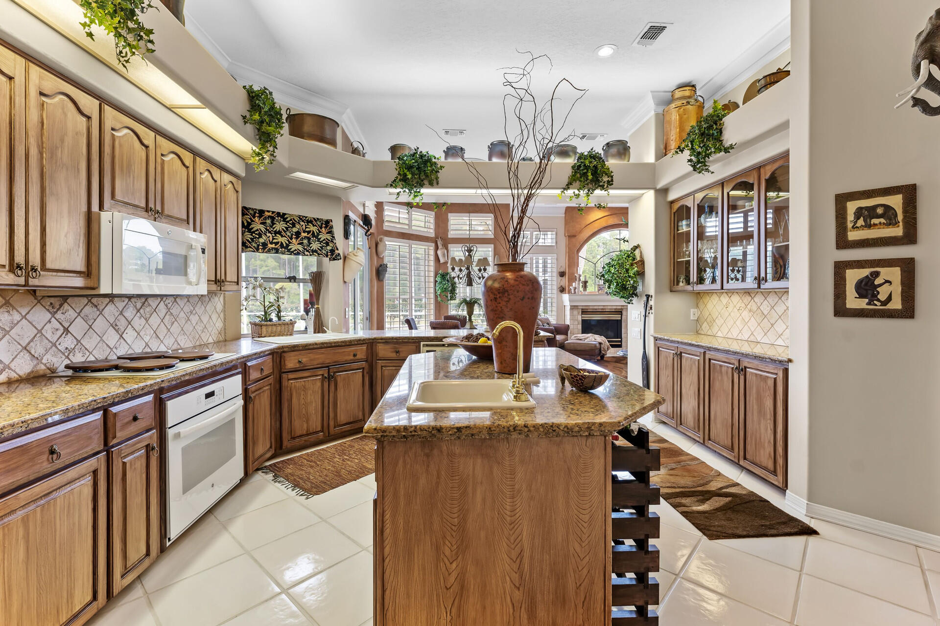 EMERALD BAY PH 1A - Residential