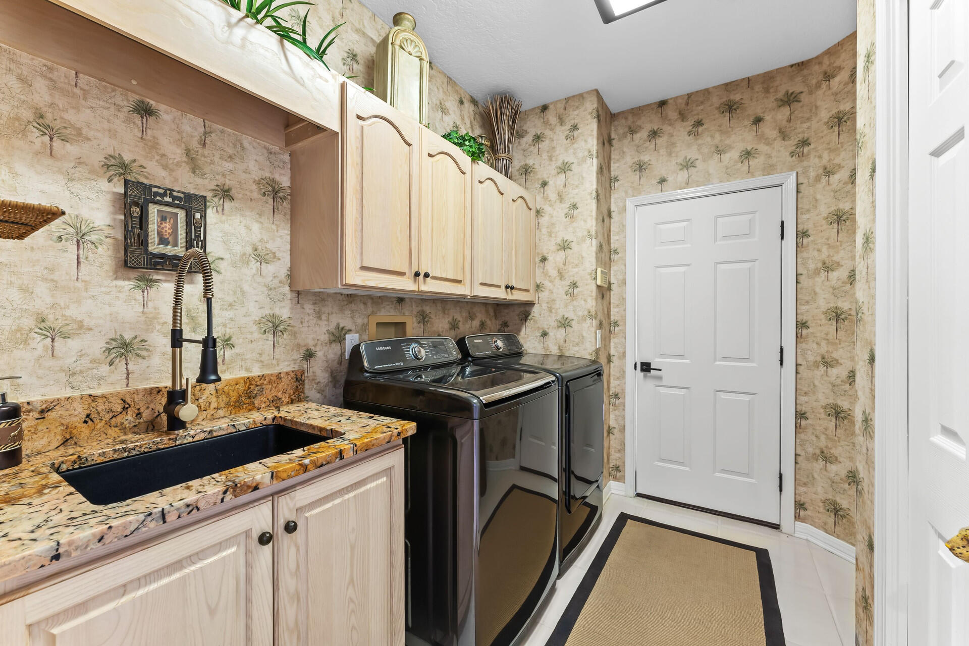 EMERALD BAY PH 1A - Residential